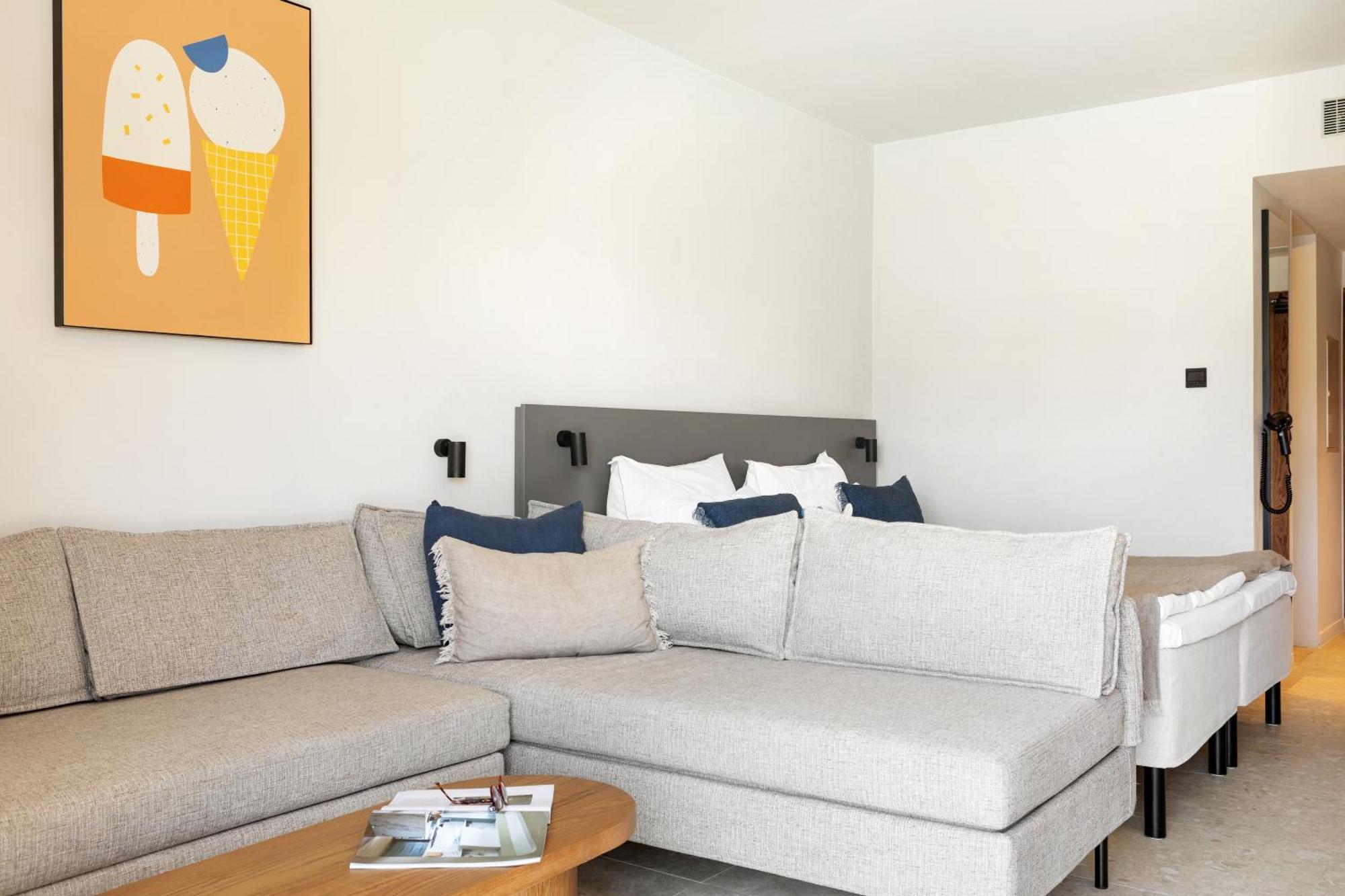 Sunwing Sandy Bay Village 4*