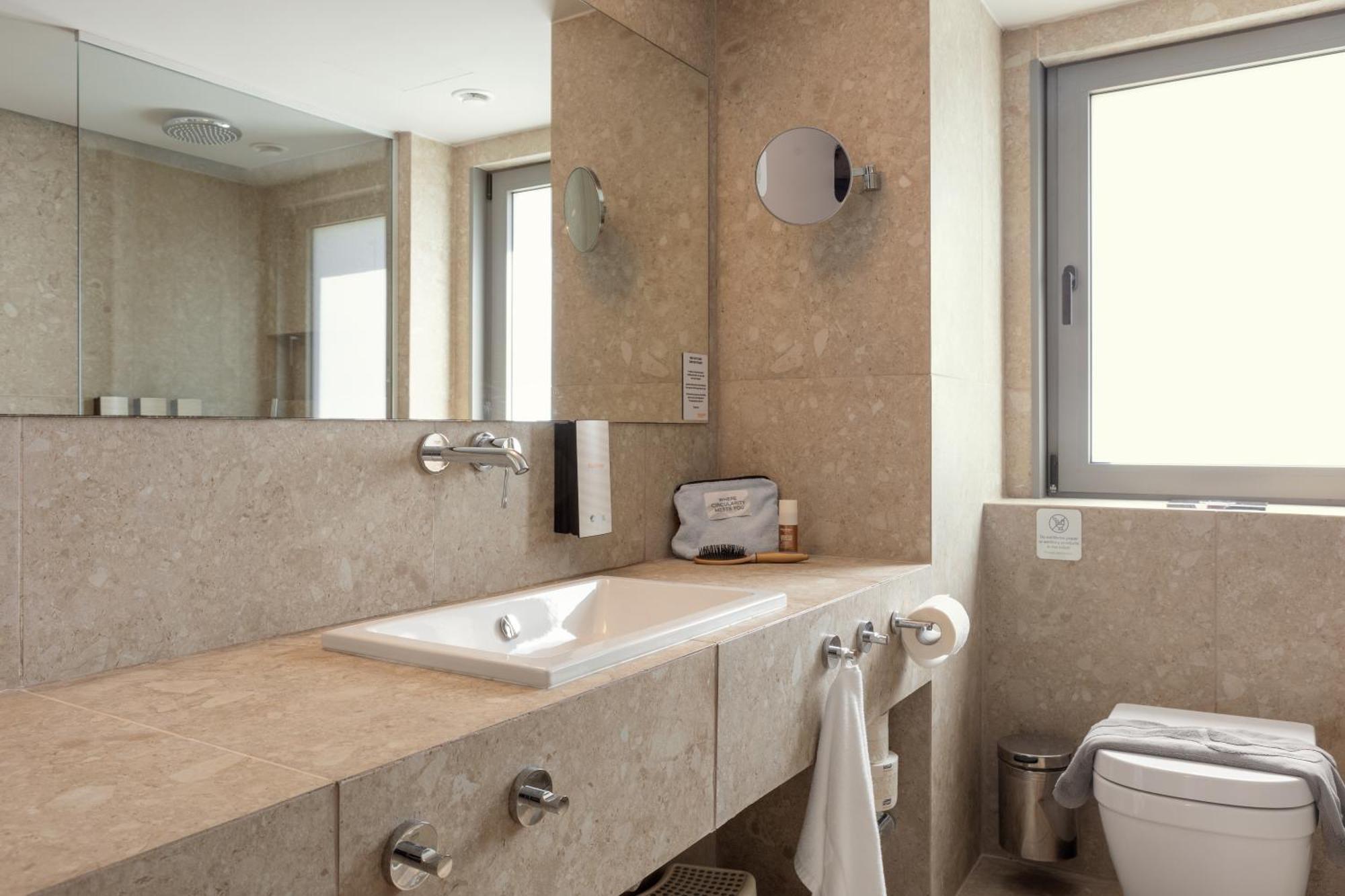 Sunwing Sandy Bay Village Aparthotel 4*