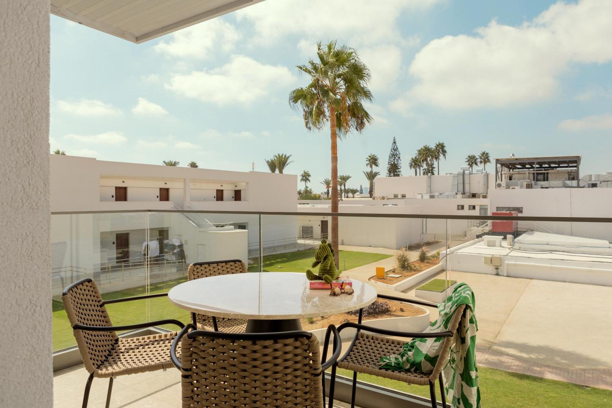 Sunwing Sandy Bay Village