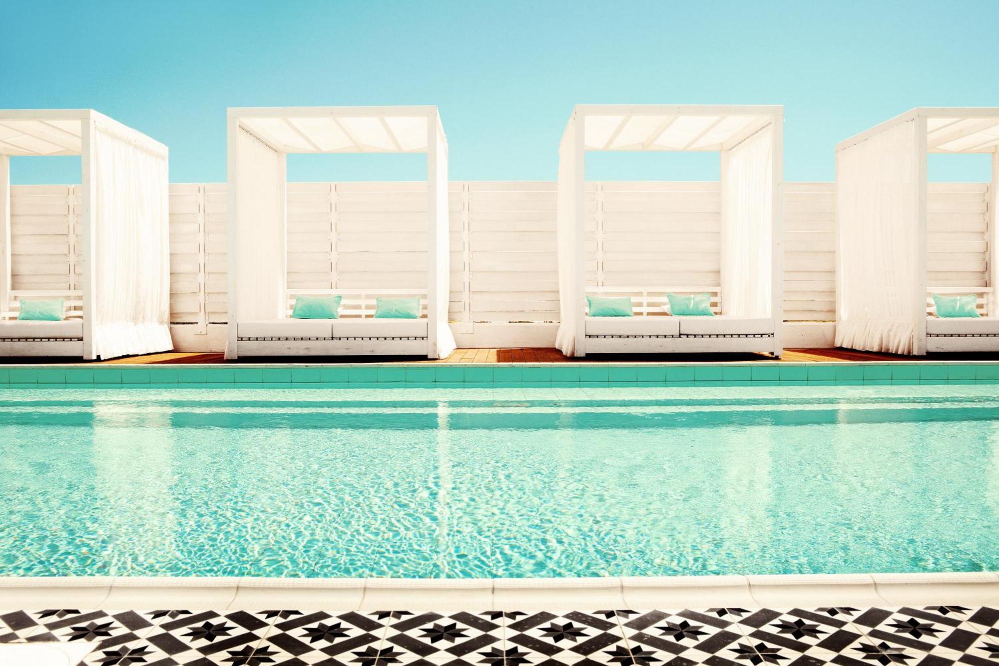 Sunwing Sandy Bay Village 4*