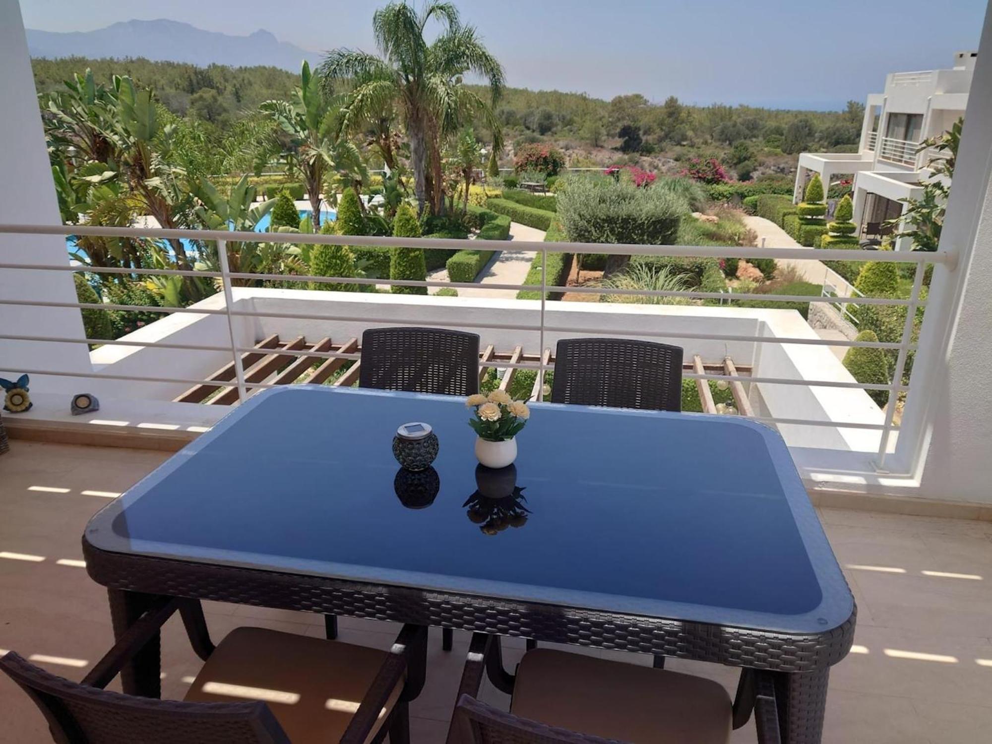 With Astonishing Views Apartment *