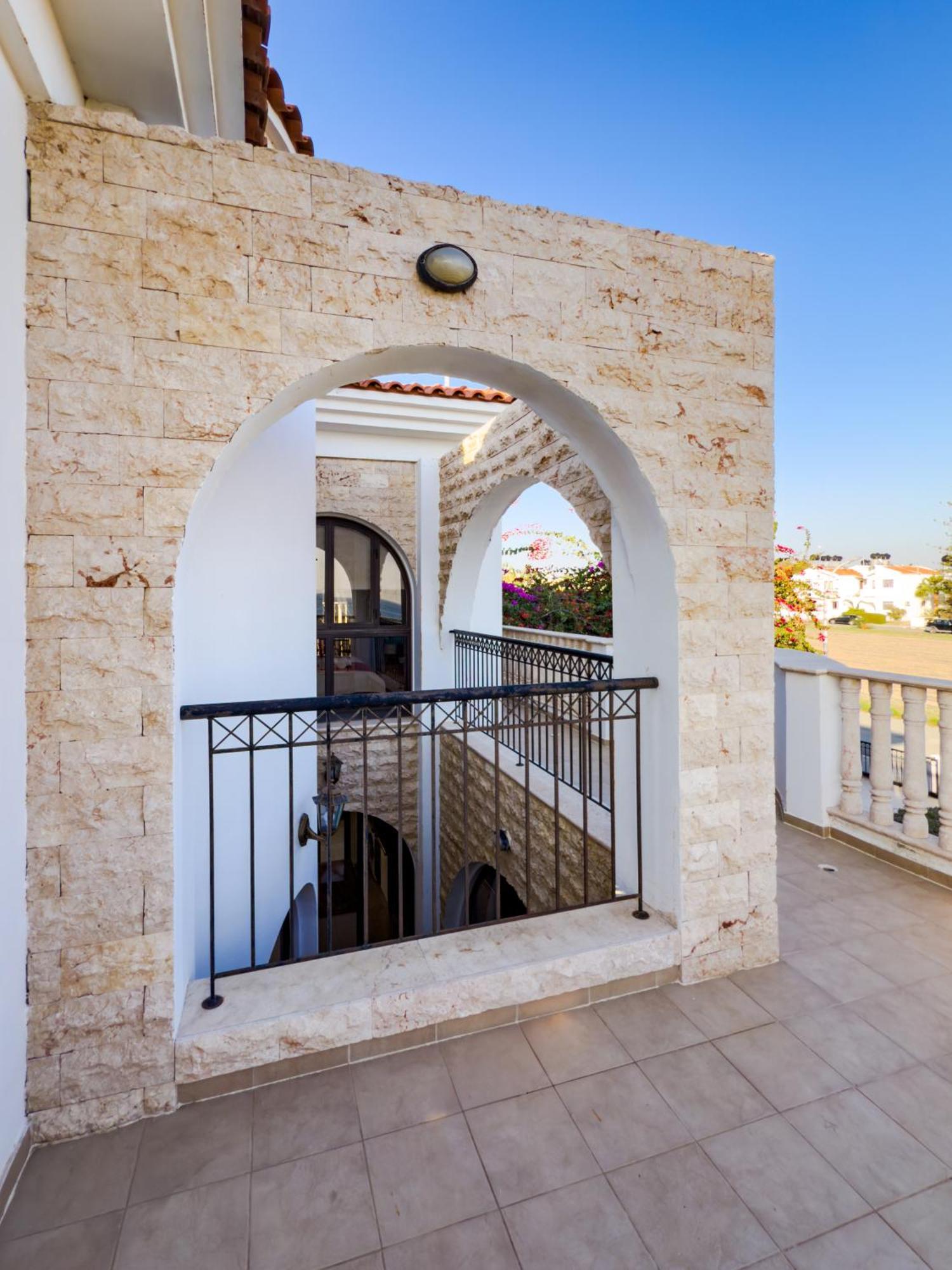 Villa Beachfront With Private Pool And Exotic Fruit Garden