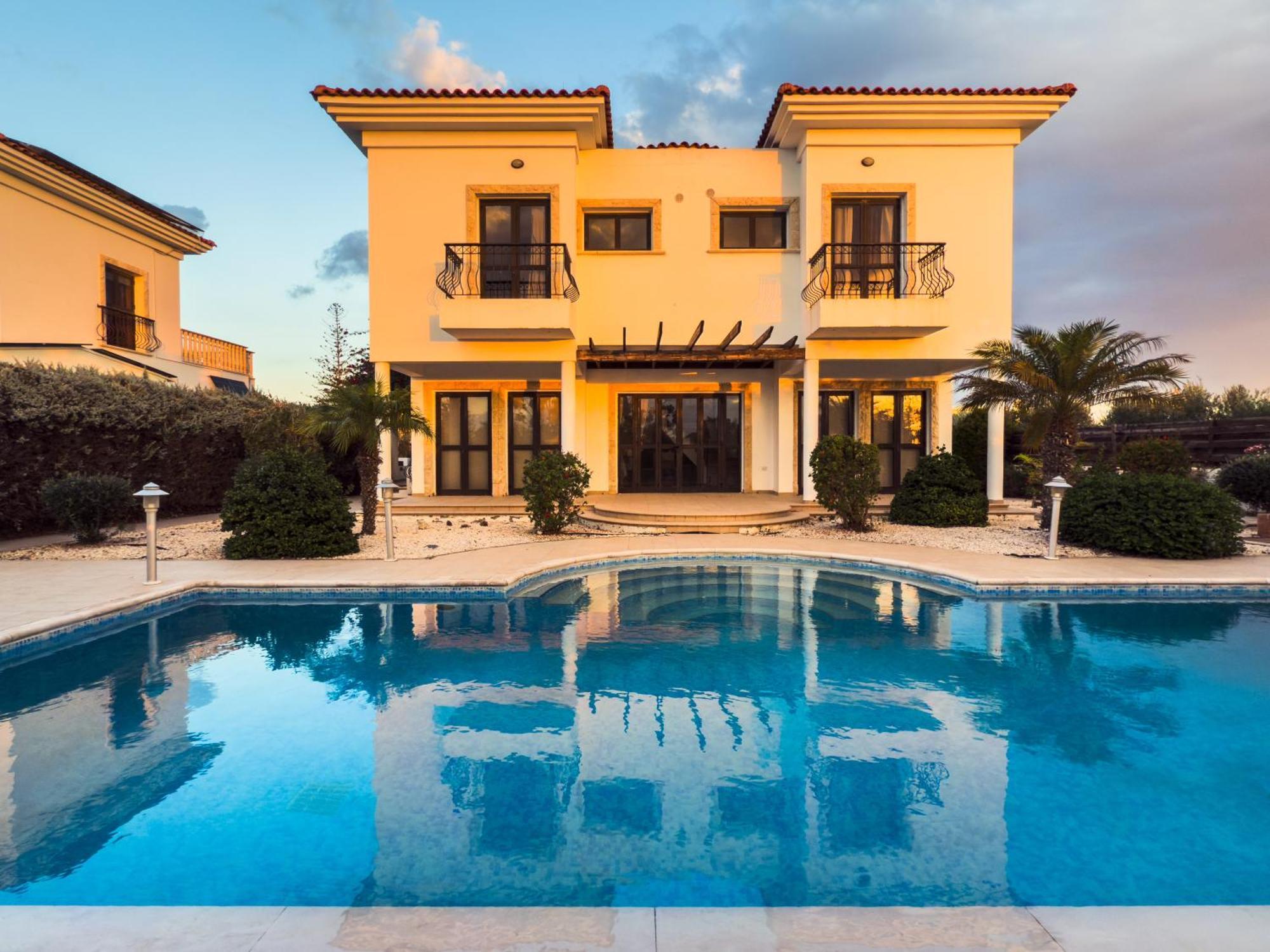 Beachfront With Private Pool And Exotic Fruit Garden Pyla