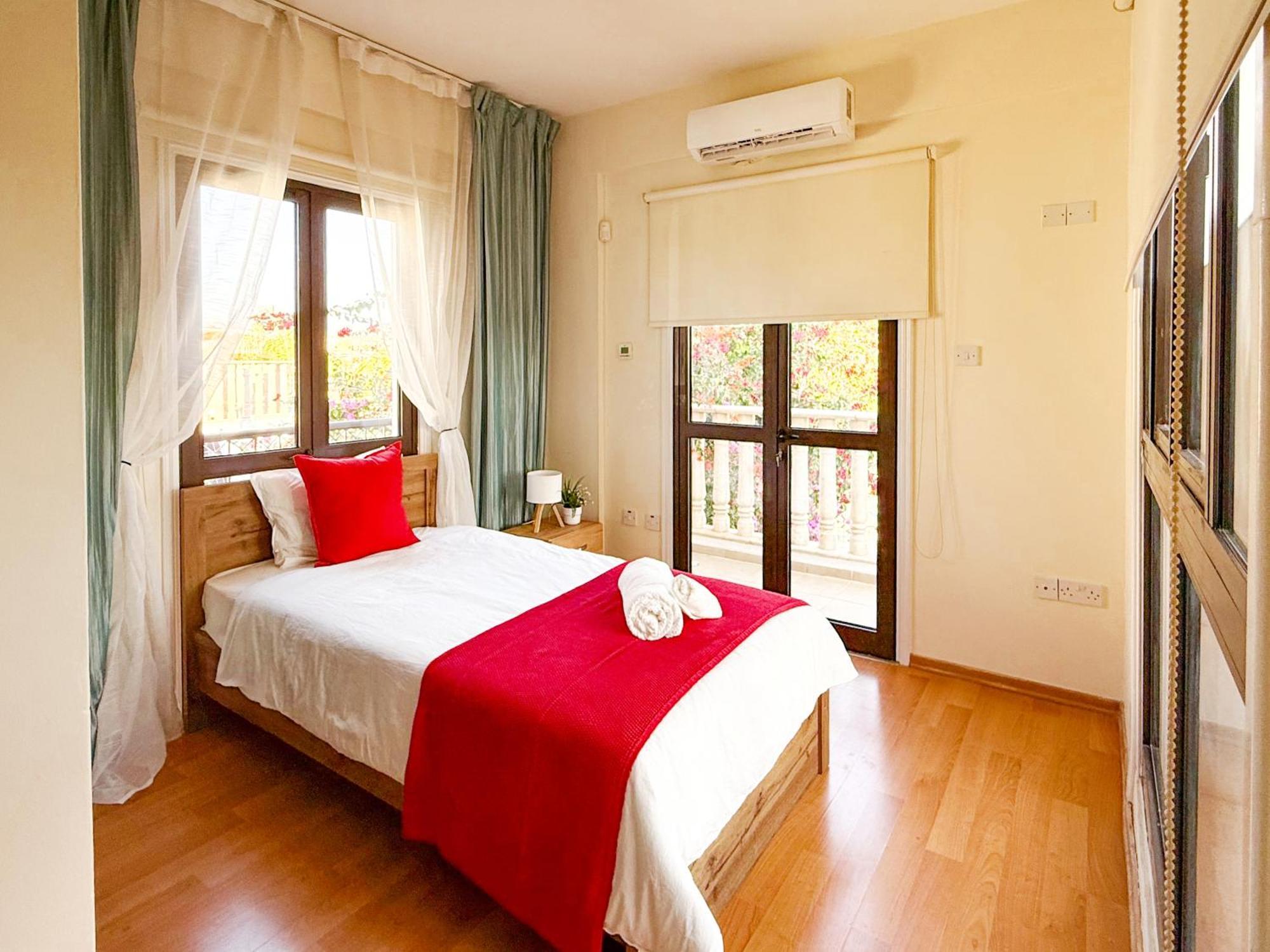 Beachfront With Private Pool And Exotic Fruit Garden Villa