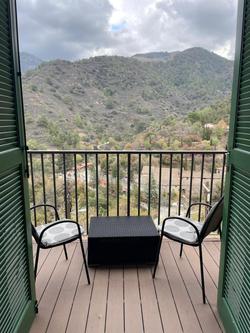Theoxenia Aparthotel Kalopanagiotis
