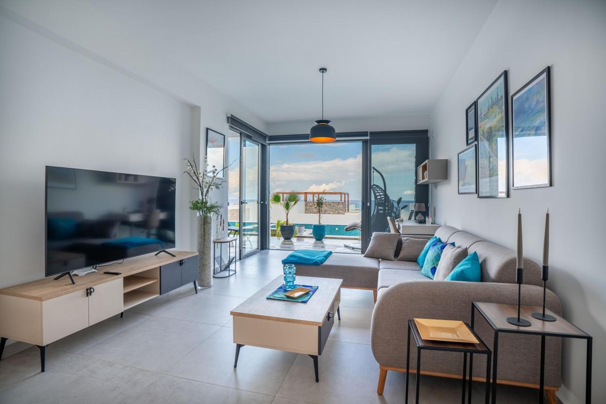 Oceanfront Oasis With Private Pool Stunning Views * Kyrenia (Northern Cyprus)