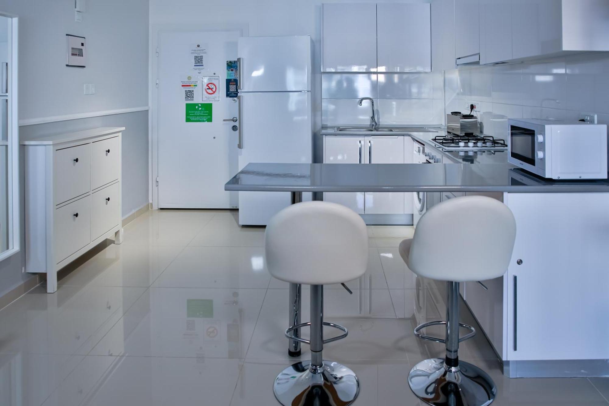 Modern One Bedroom In Caesar & Spa, Long Apartment Perivolia tou Trikomou