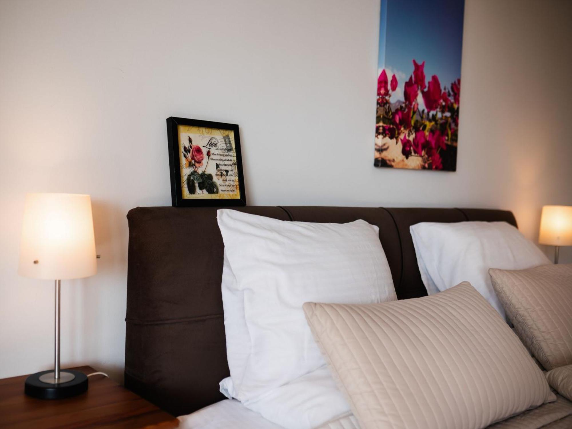 Apartment Sunny And Family Friendly Directly At The Pool