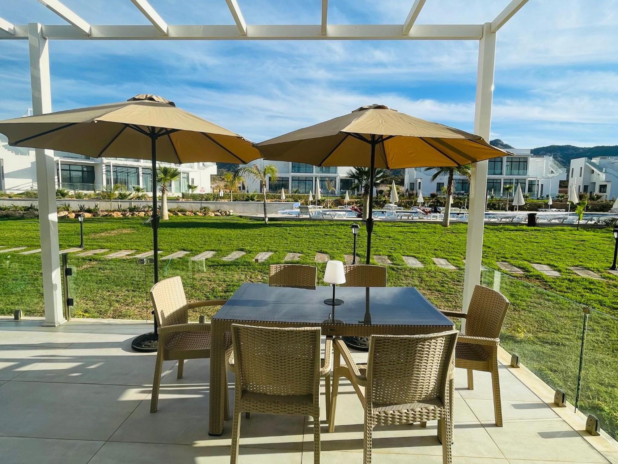 Modern 2-bedroom Located In An Exclusive Area Apartment