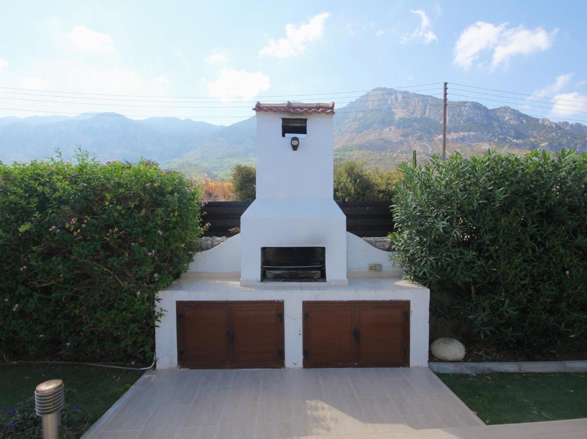 Charming In Tranquil Area