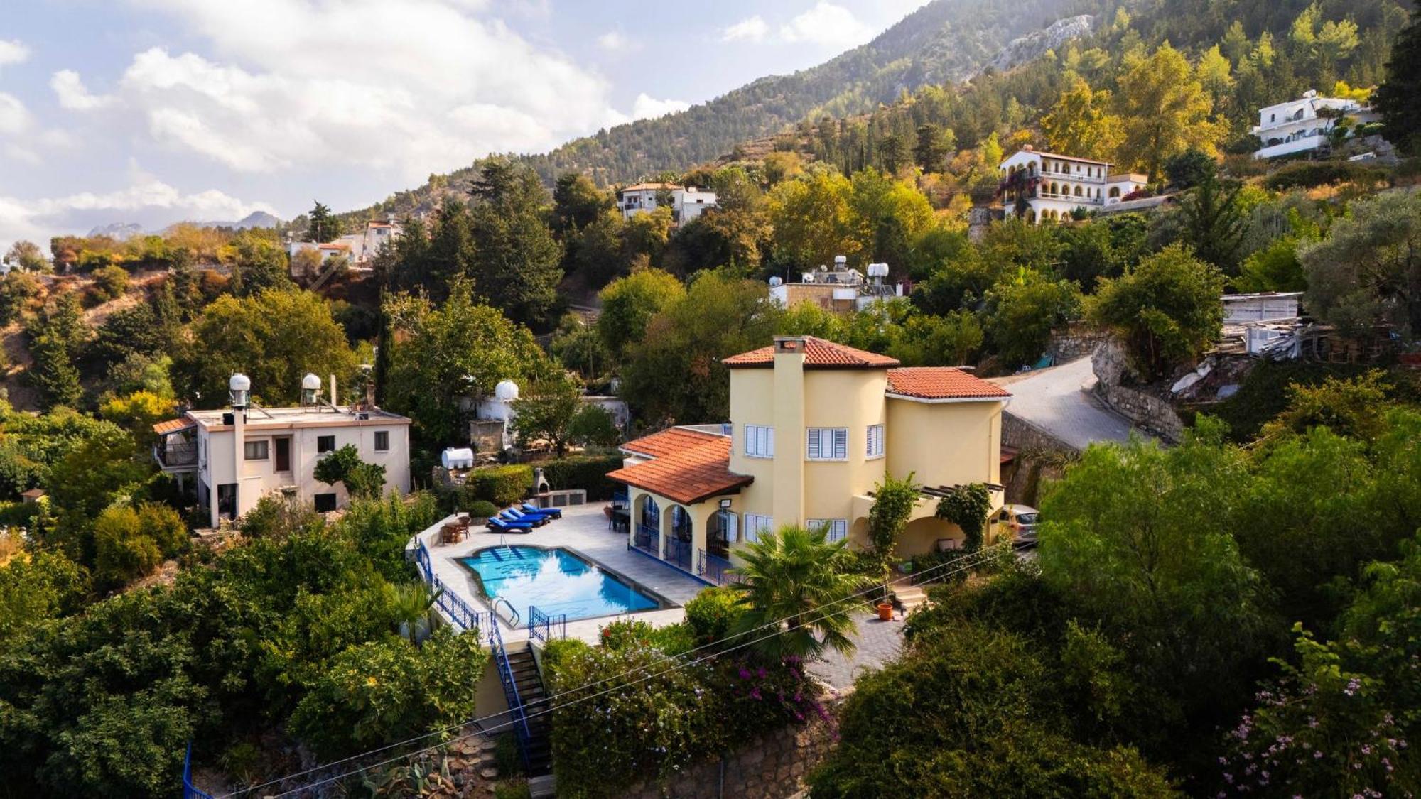 4-bedroom With Amazing Views Lapithos (Northern Cyprus)