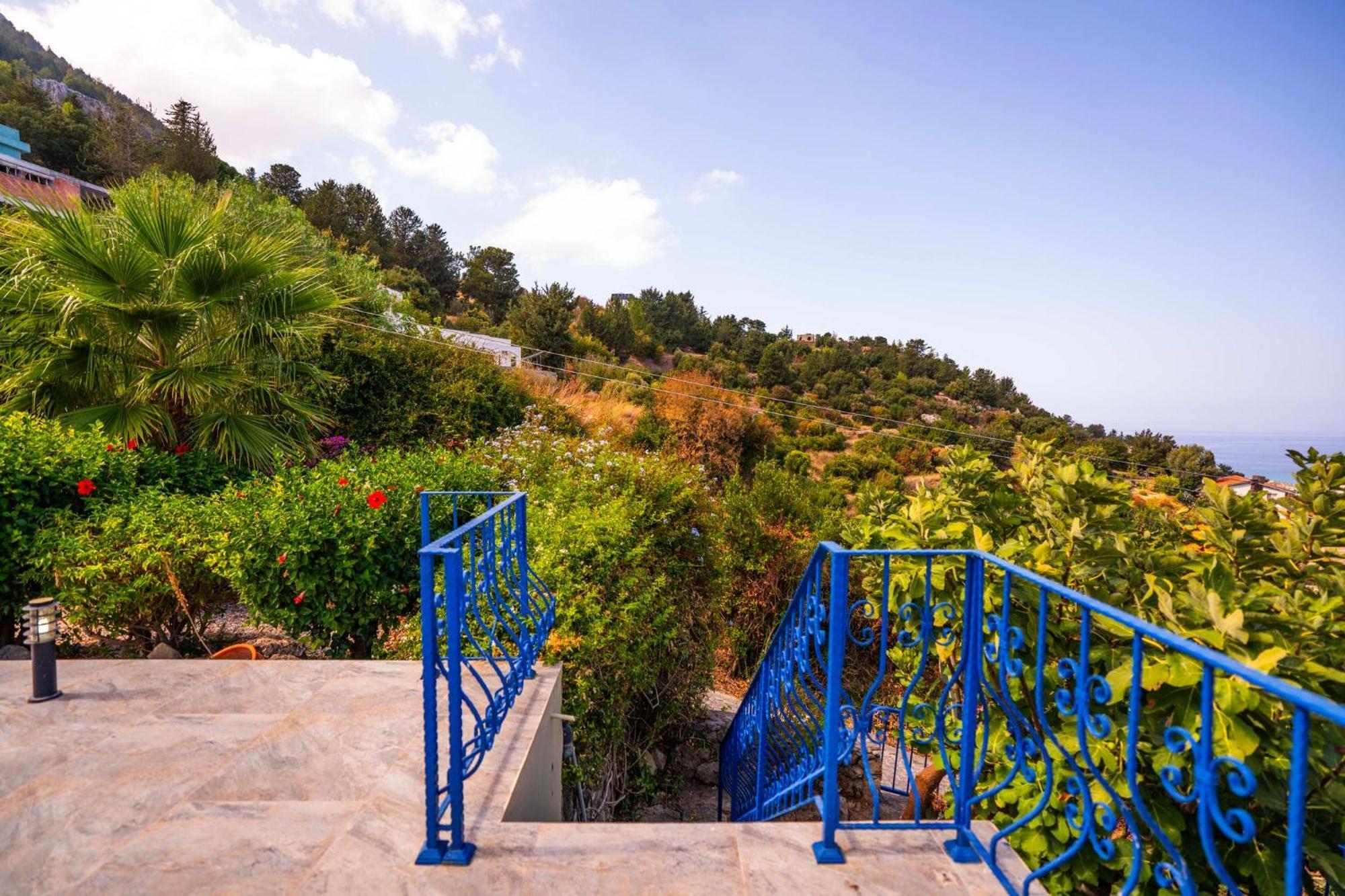 Villa 4-bedroom With Amazing Views Lapithos (Northern Cyprus)
