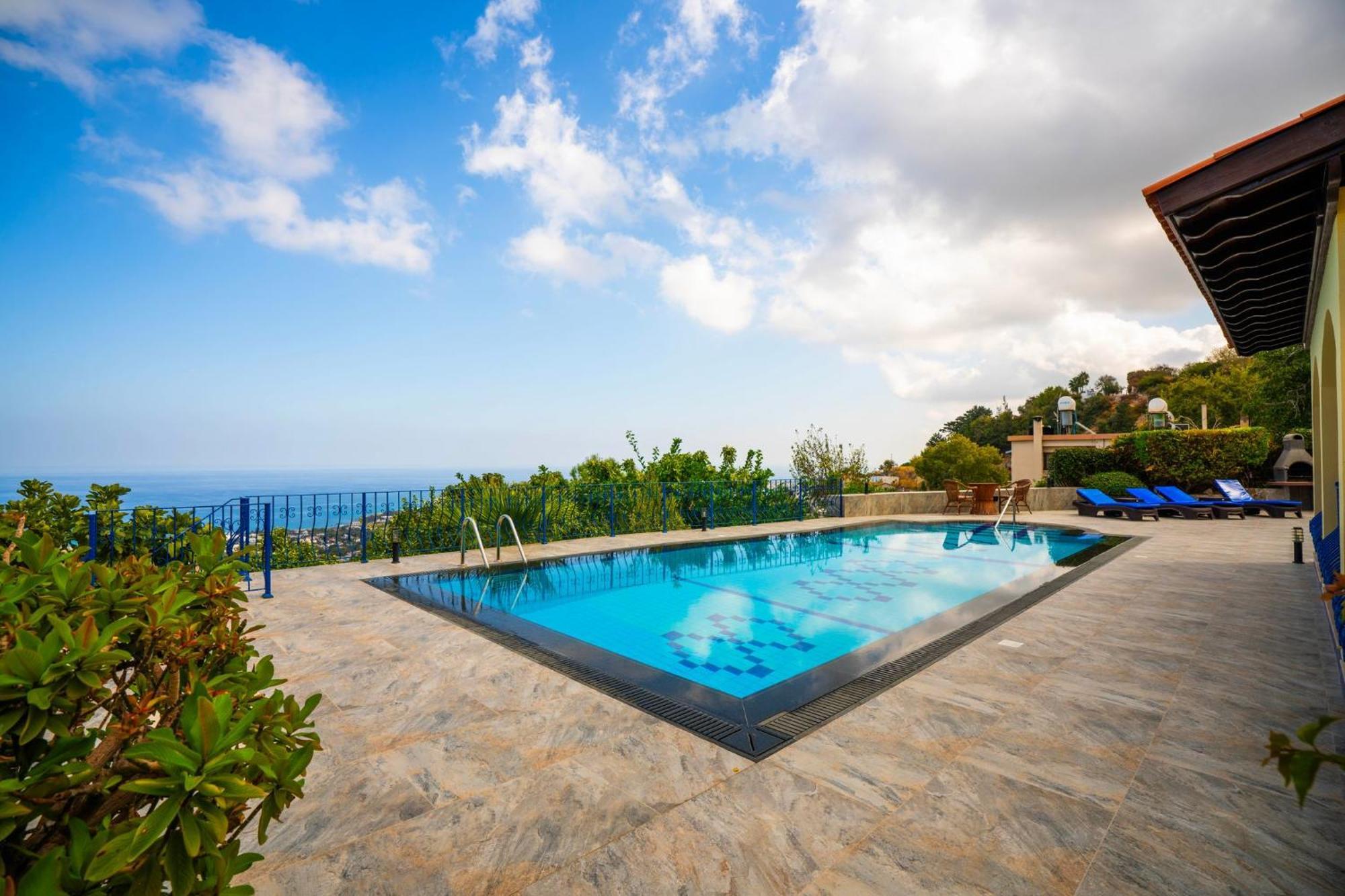 Villa 4-bedroom With Amazing Views *