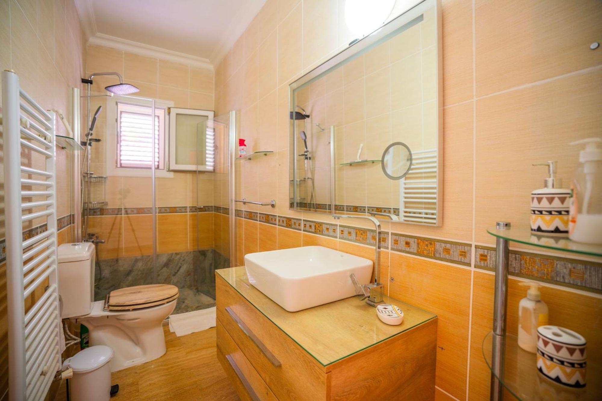 4-bedroom With Amazing Views * Lapithos (Northern Cyprus)