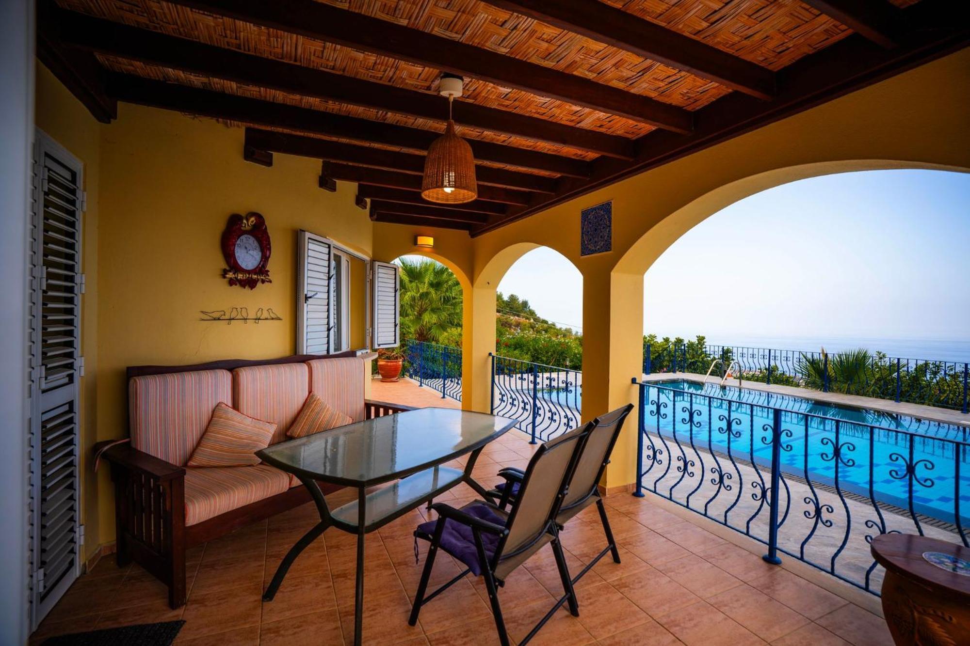 Villa 4-bedroom With Amazing Views Lapithos (Northern Cyprus)