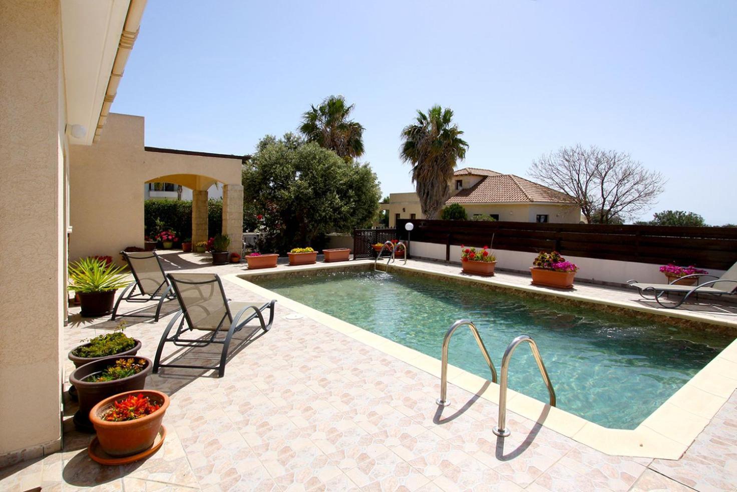 Villa Amathousia With Private Pool And Sea View *