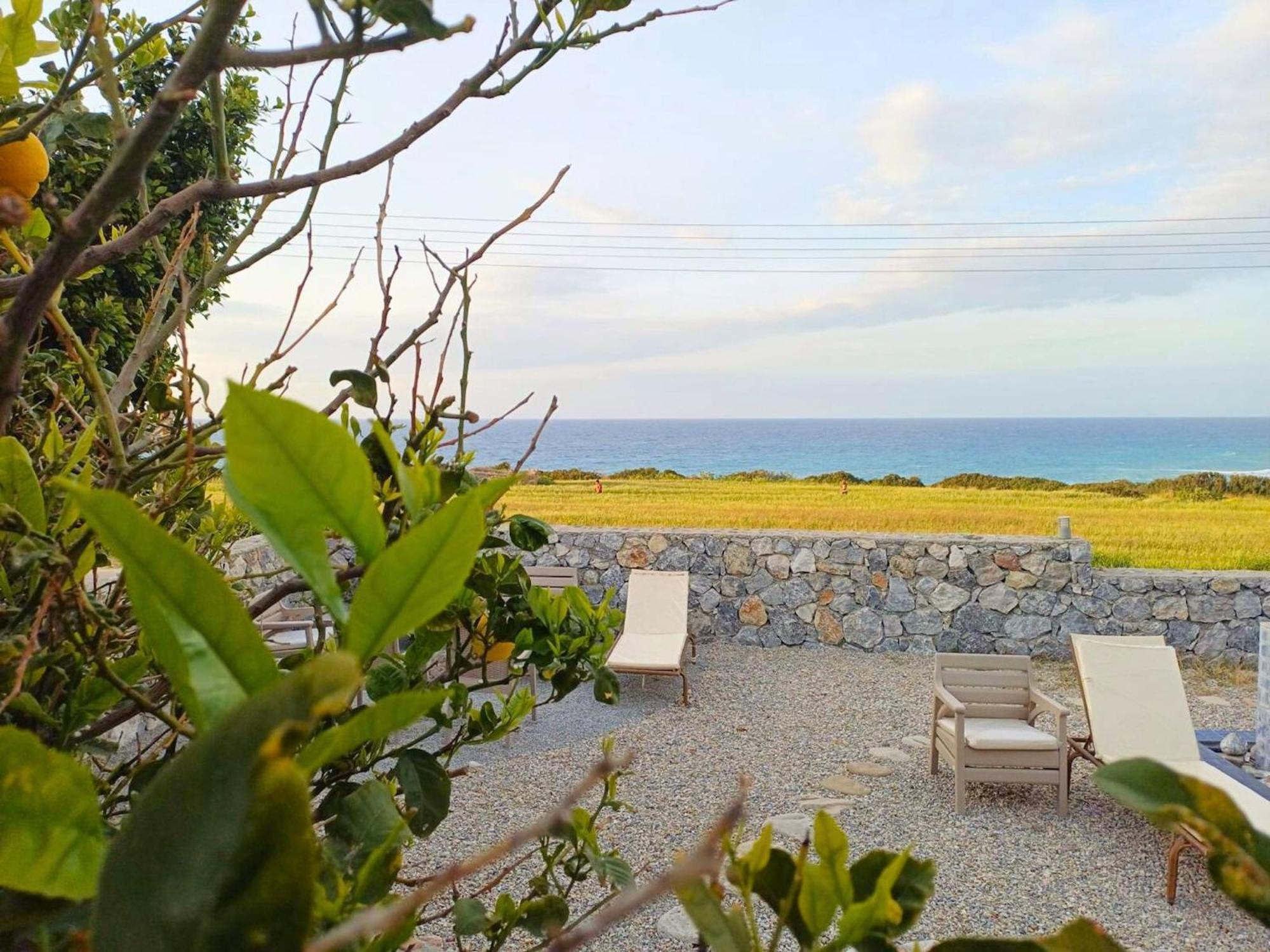 Luxurious With Breathtaking Seaview Akanthou