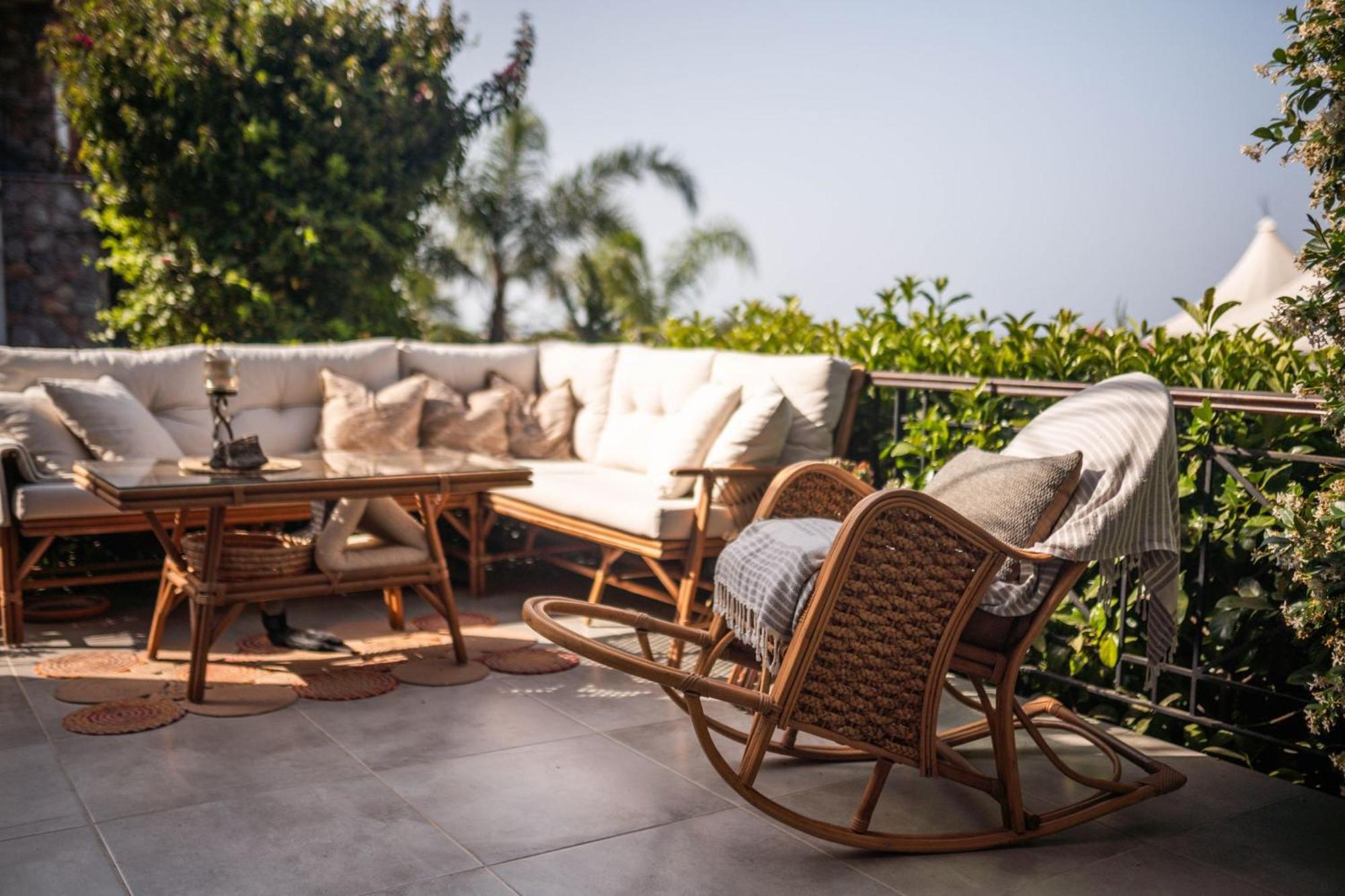 Apartment Modern And Cozy Designer In Relaxing Environment Kyrenia (Northern Cyprus)