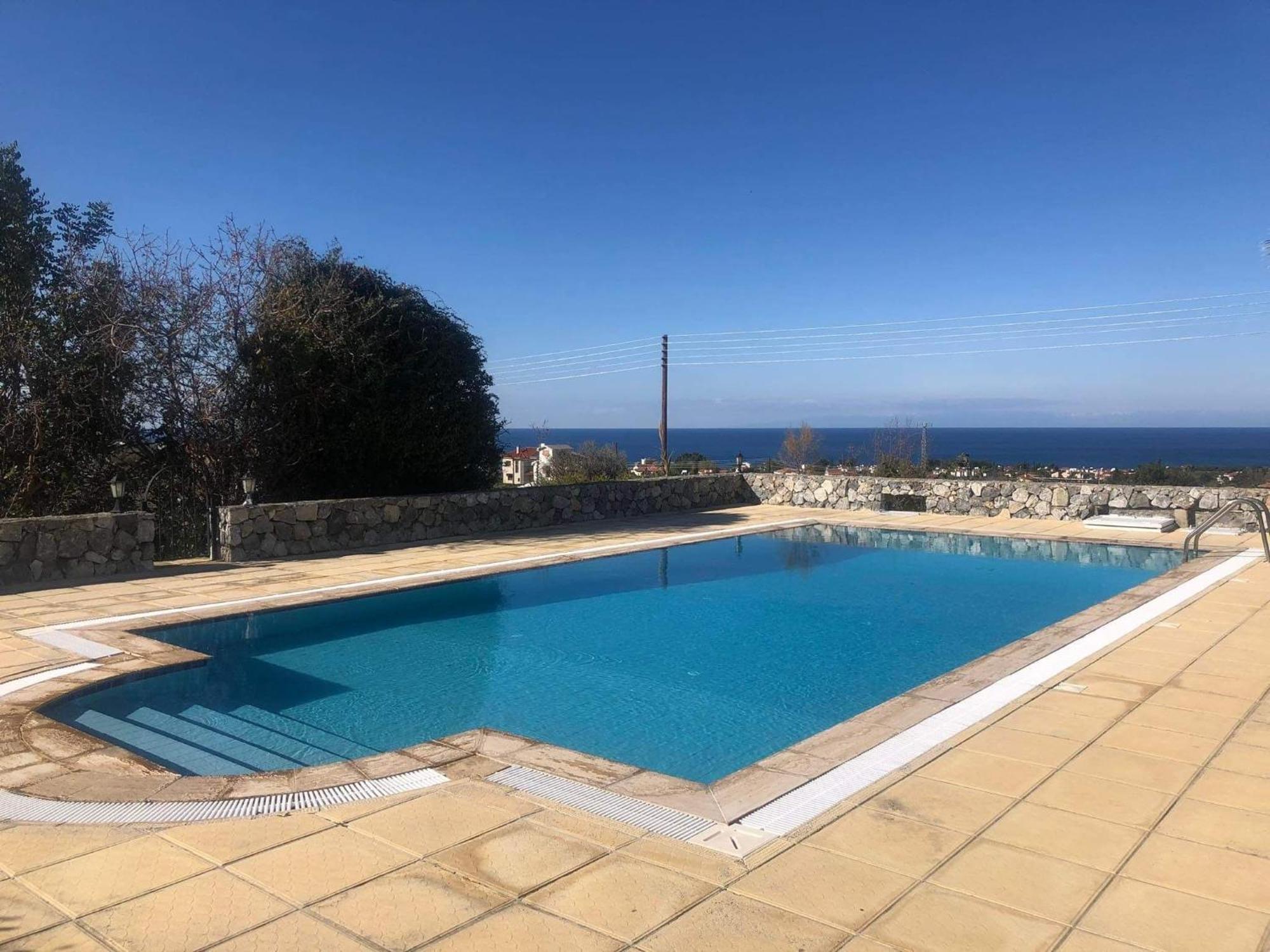 Palace, Private Pool, Sea Mountain Views , Spacious Beautiful Lapithos (Northern Cyprus)