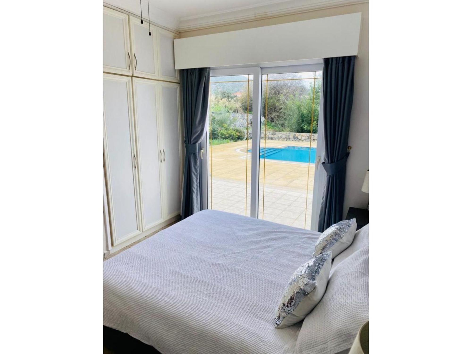 Palace, Private Pool, Sea Mountain Views , Spacious Beautiful Lapithos (Northern Cyprus)