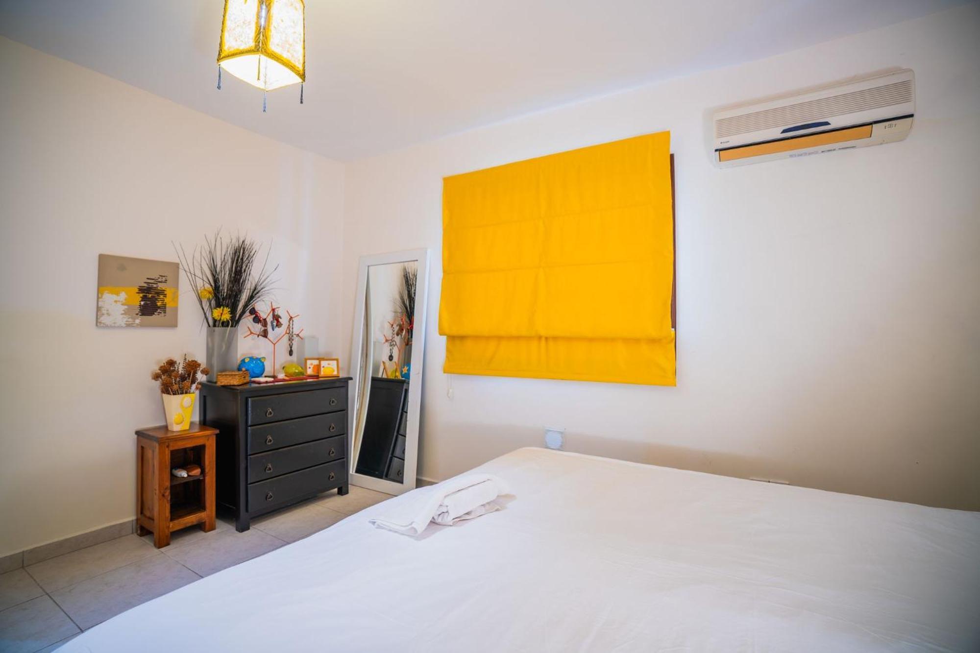 Welcoming 3-bedroom With Ocean Views Appartement Agios Georgios (Girne)
