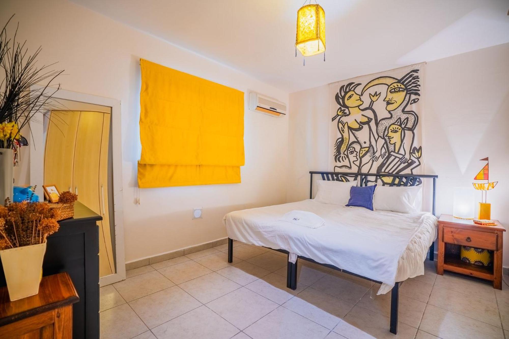 Welcoming 3-bedroom With Ocean Views Agios Georgios (Girne)