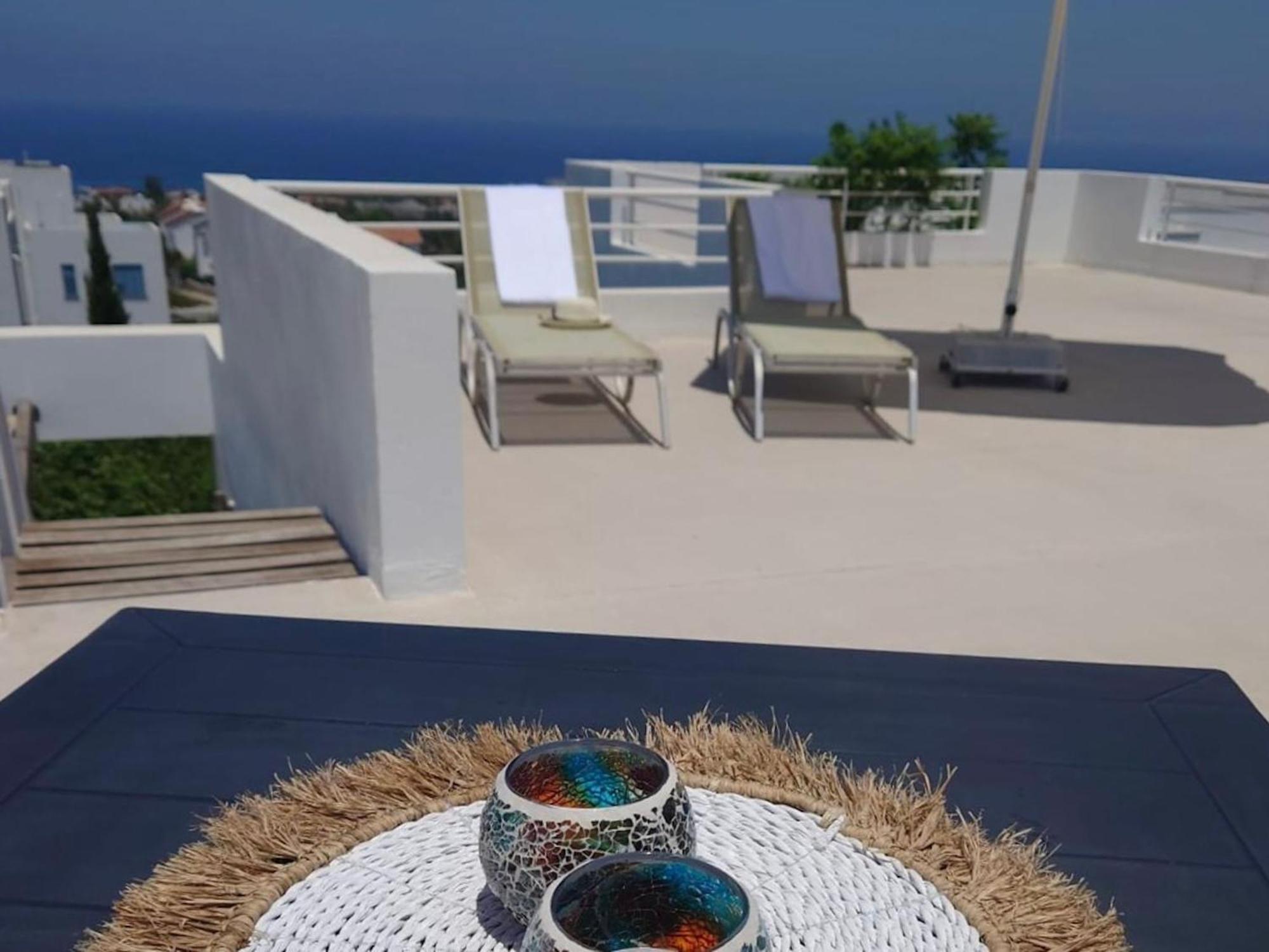 Apartment With Astonishing Views Agios Georgios (Girne)