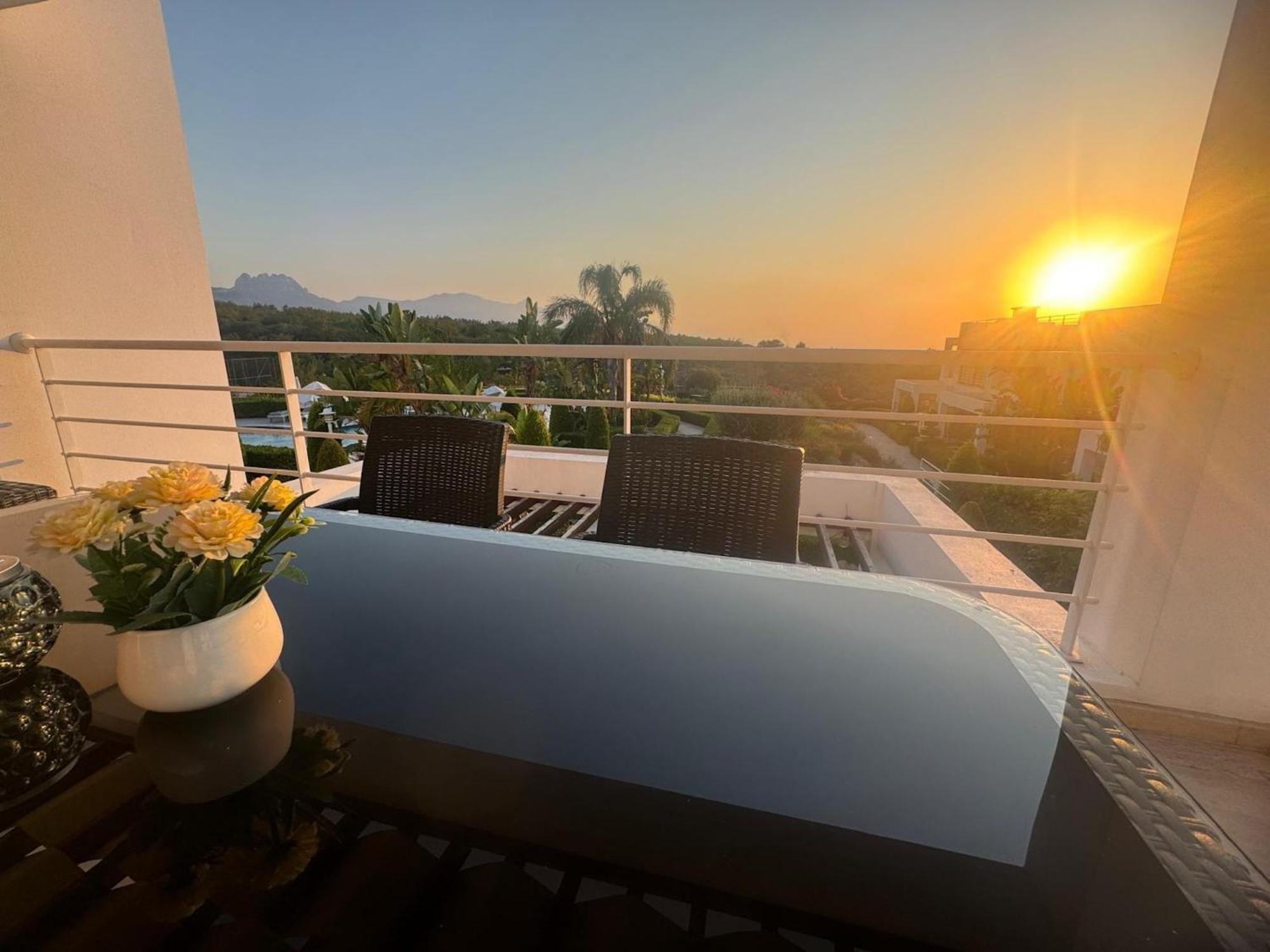 With Astonishing Views Apartment *
