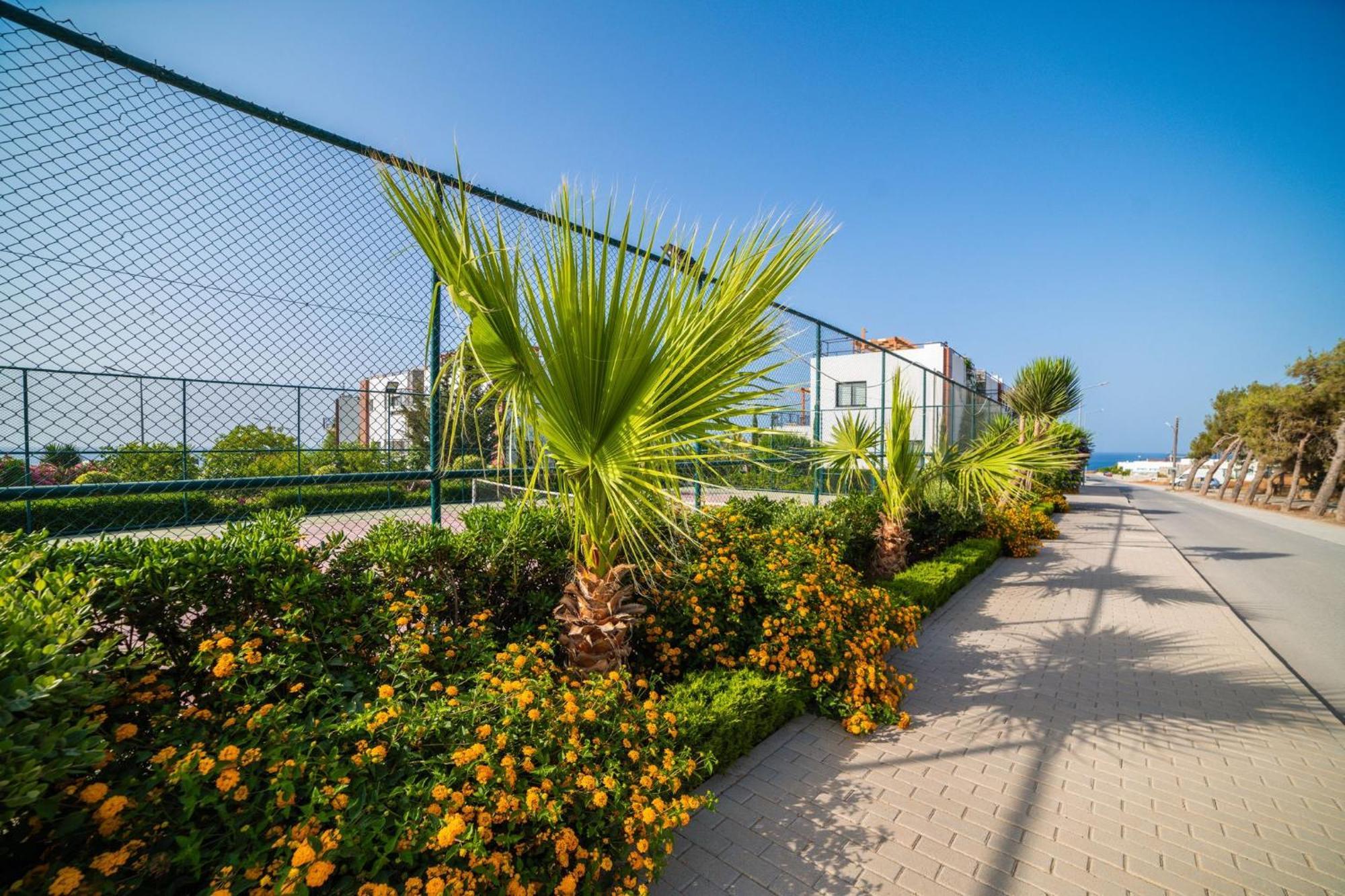 Modern And Cozy Designer In Relaxing Environment Apartment Kyrenia (Northern Cyprus)