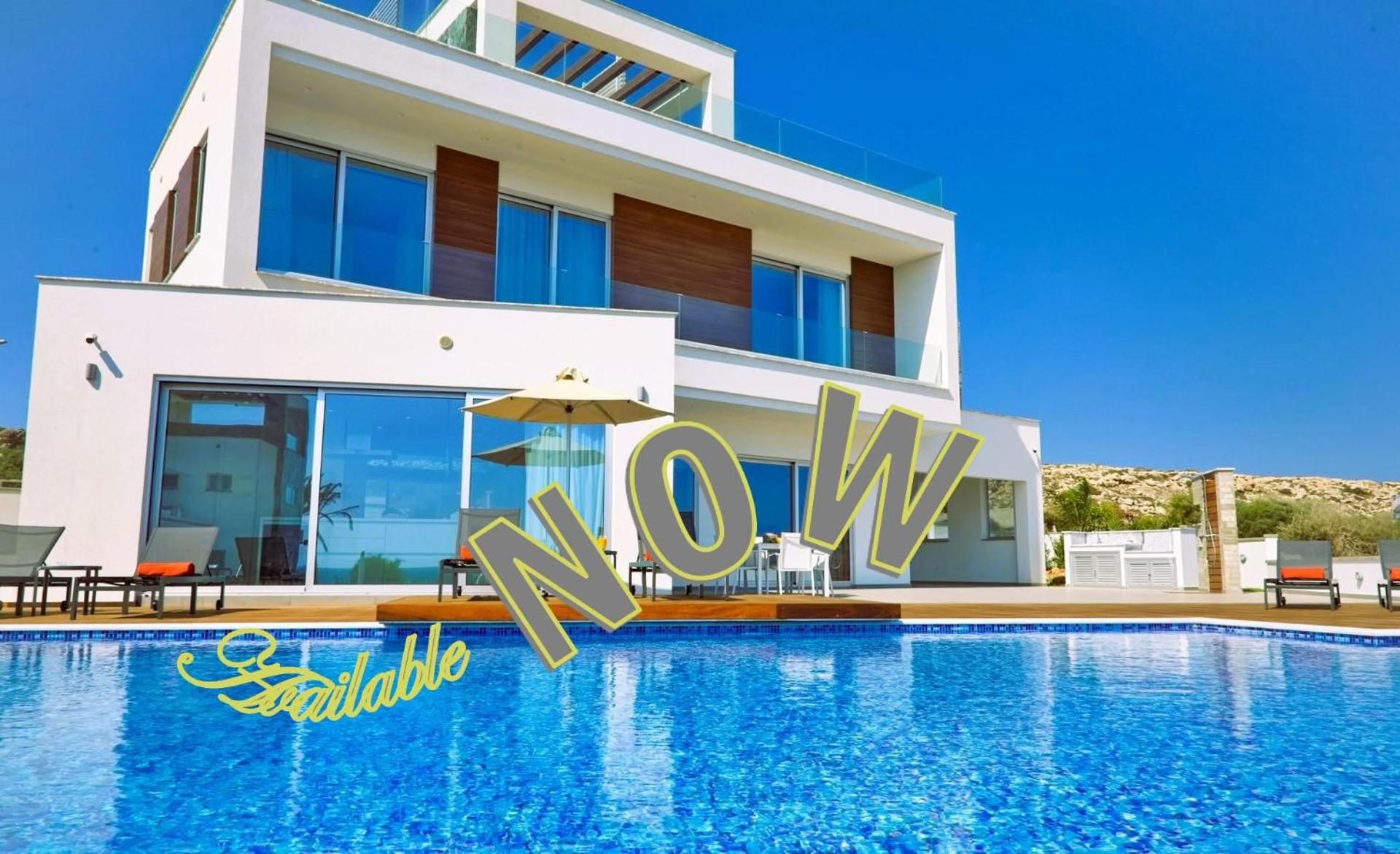 Beachfront Luxury Idania Pousada