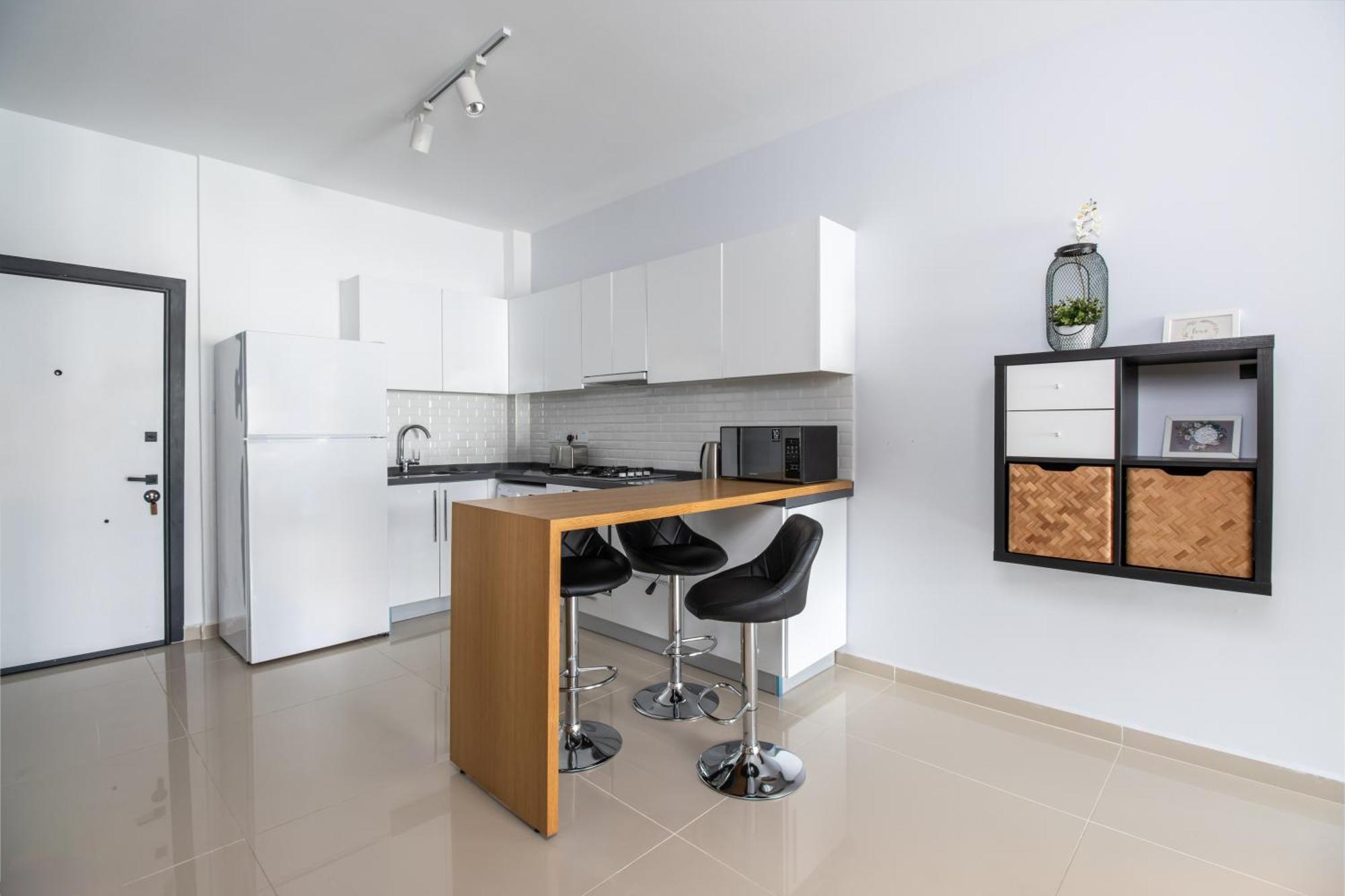 Apartment Amelius Pool In Caesar Spa, Long