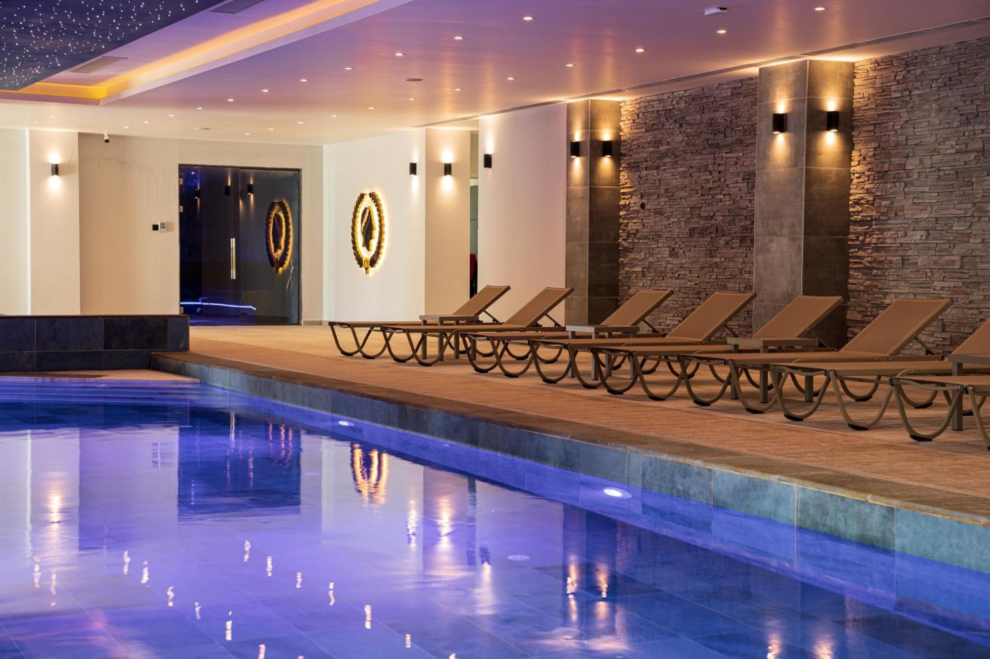 Apartment Amelius Pool In Caesar Spa, Long Perivolia tou Trikomou