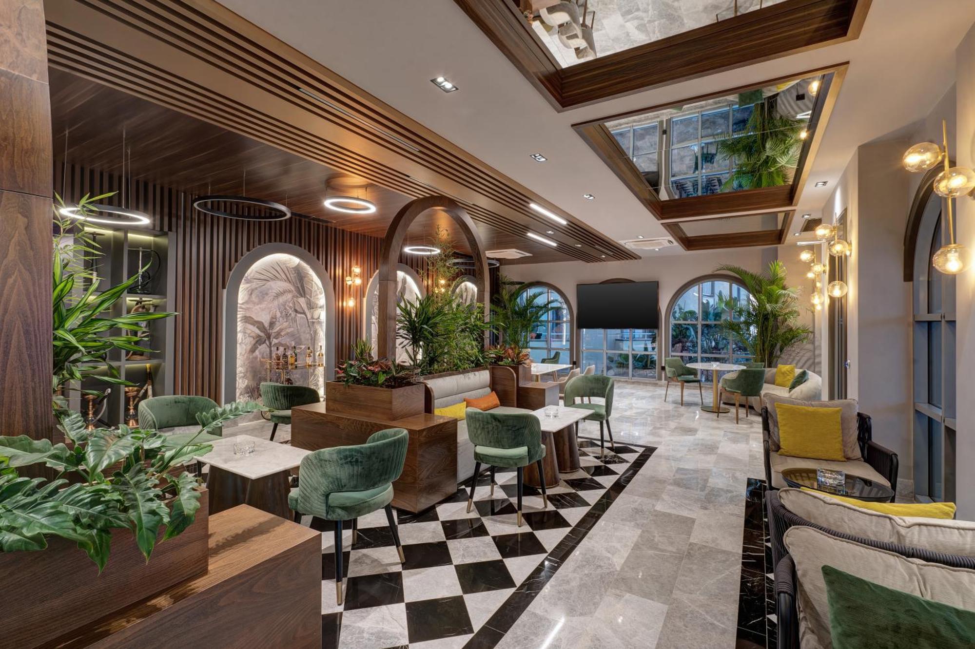 Hotel Merit Park Casino &