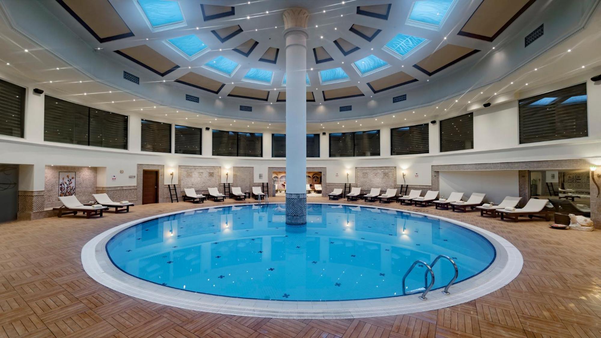Merit Park Casino & 5*