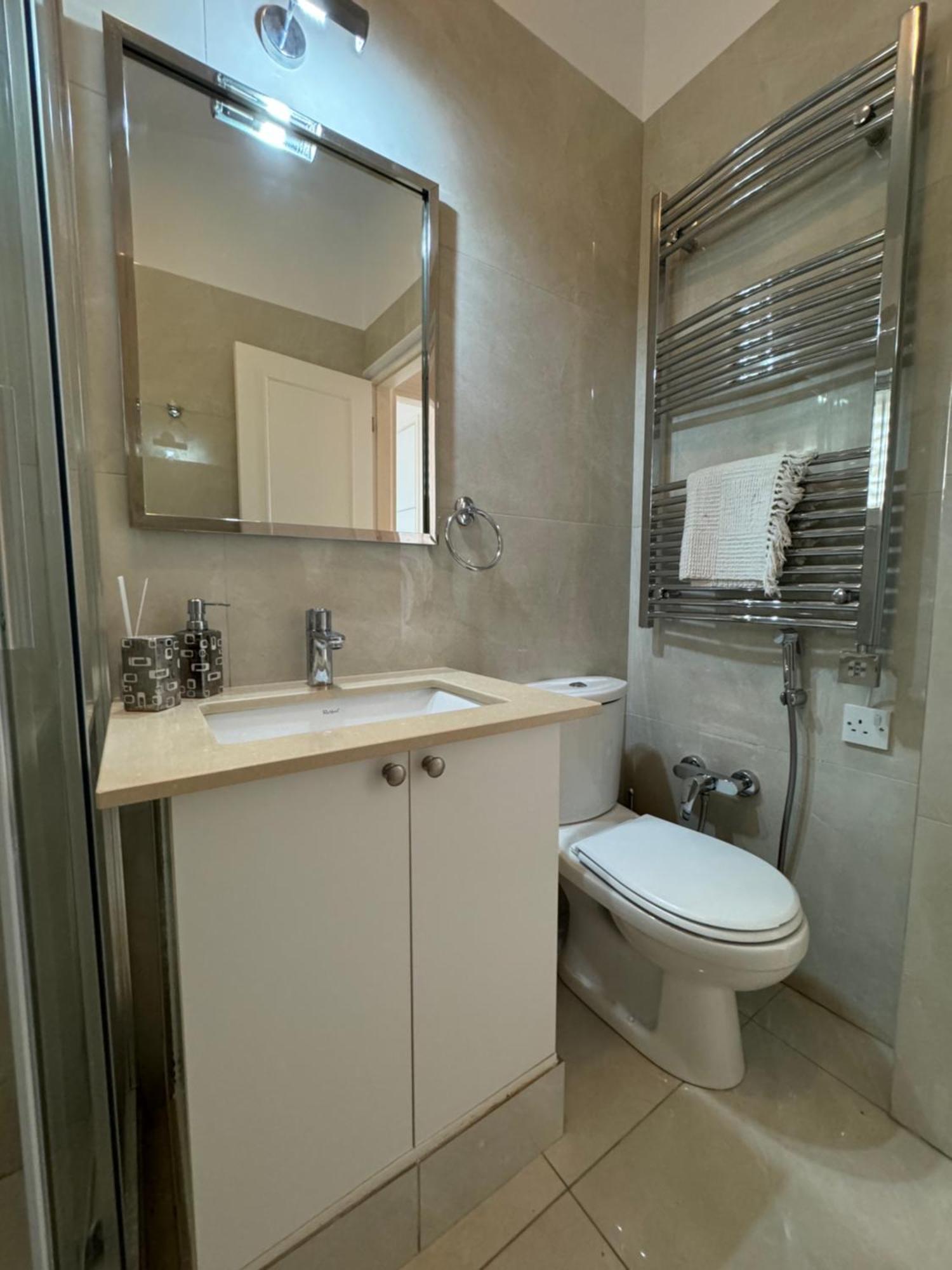 Cozy House Near The In Regina Gardens Villa Paphos