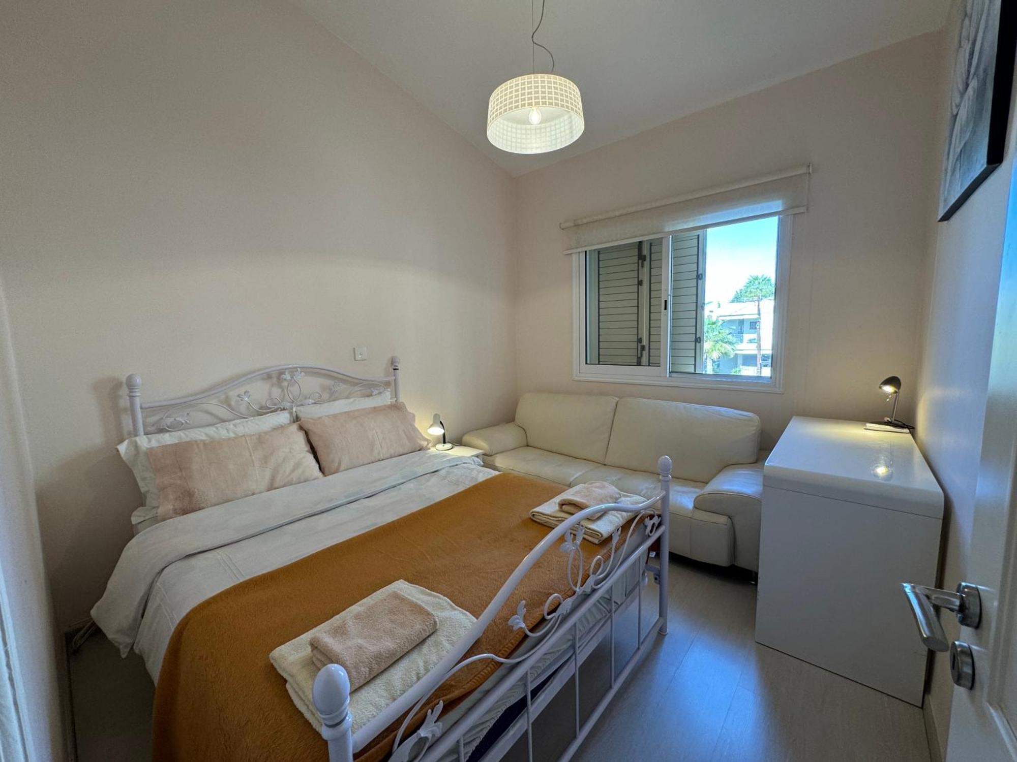 Cozy House Near The In Regina Gardens * Paphos