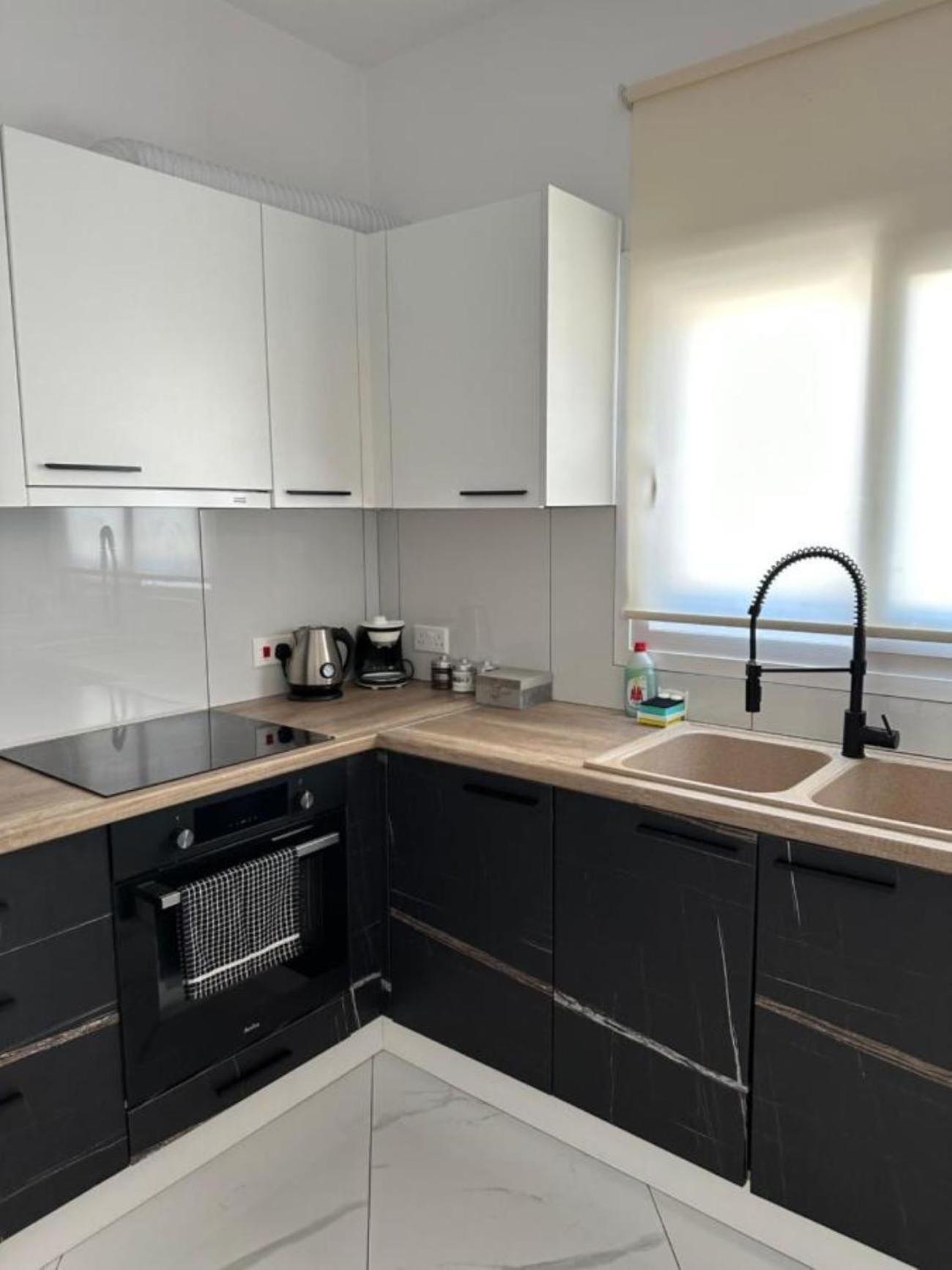 Appartement H&o Boulevard Breeze Apartment! Paphos