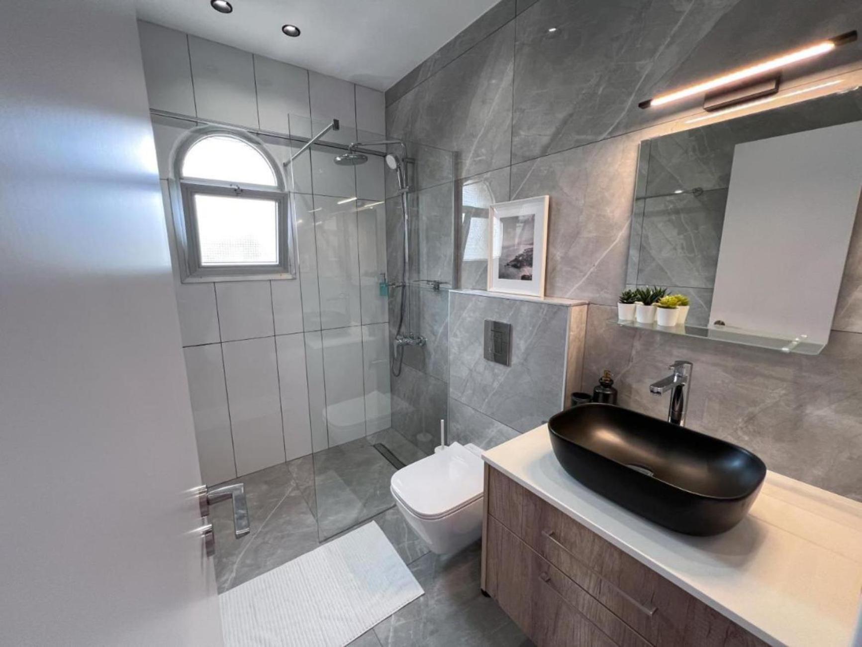H&o Diamond Complex Sea View Apartment