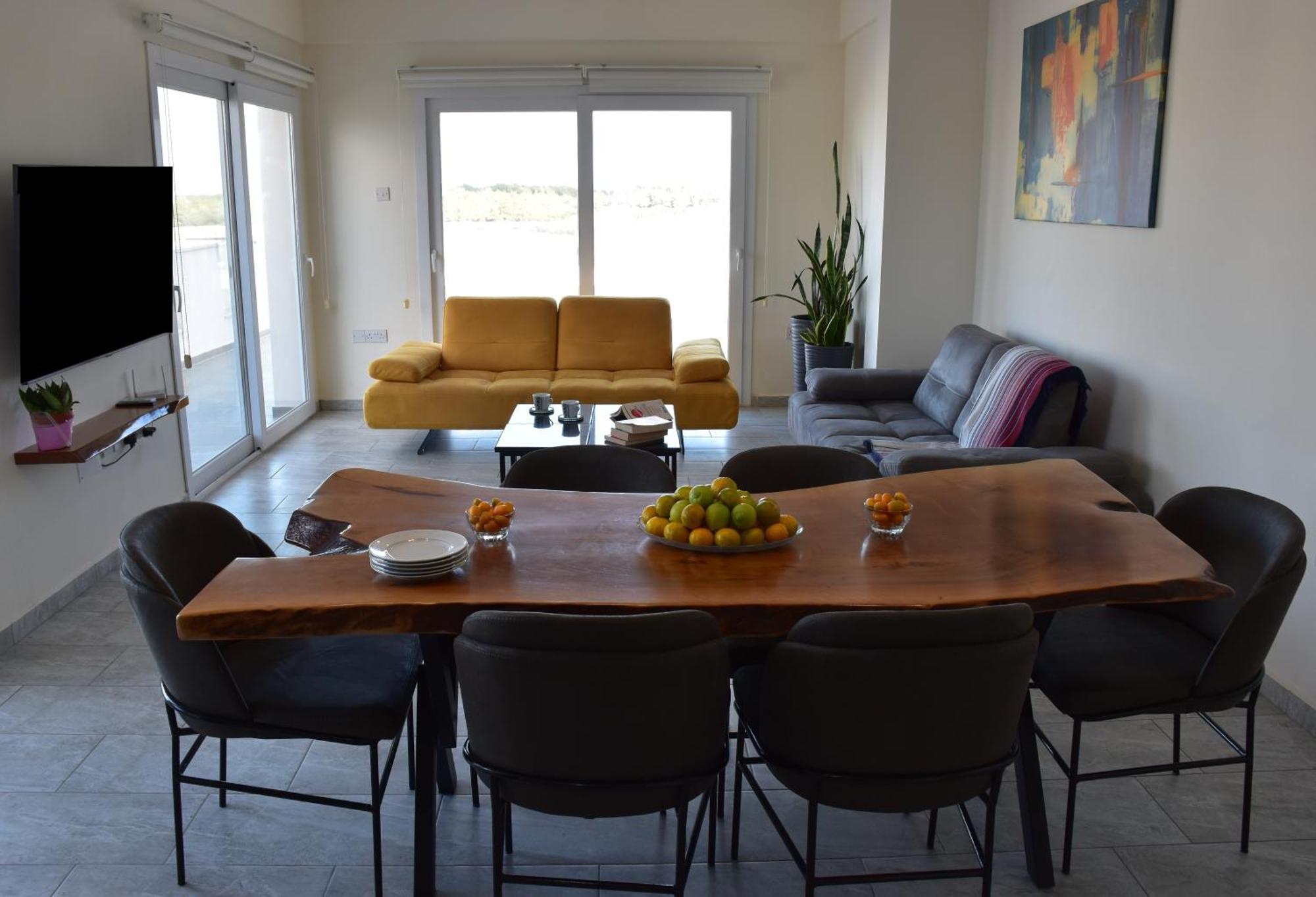 Panoramic Penthouse *