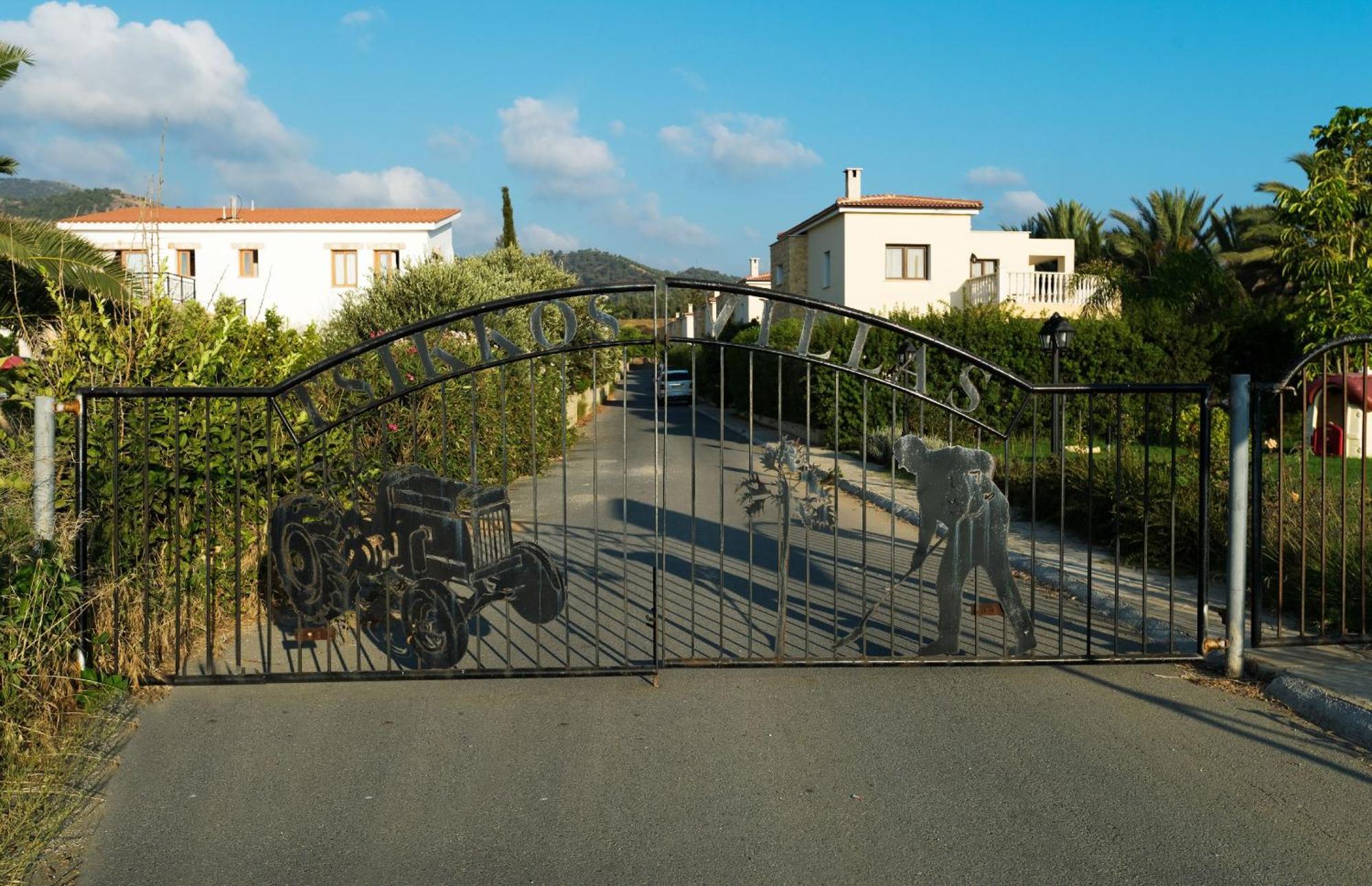Villa Tsikkos Pende