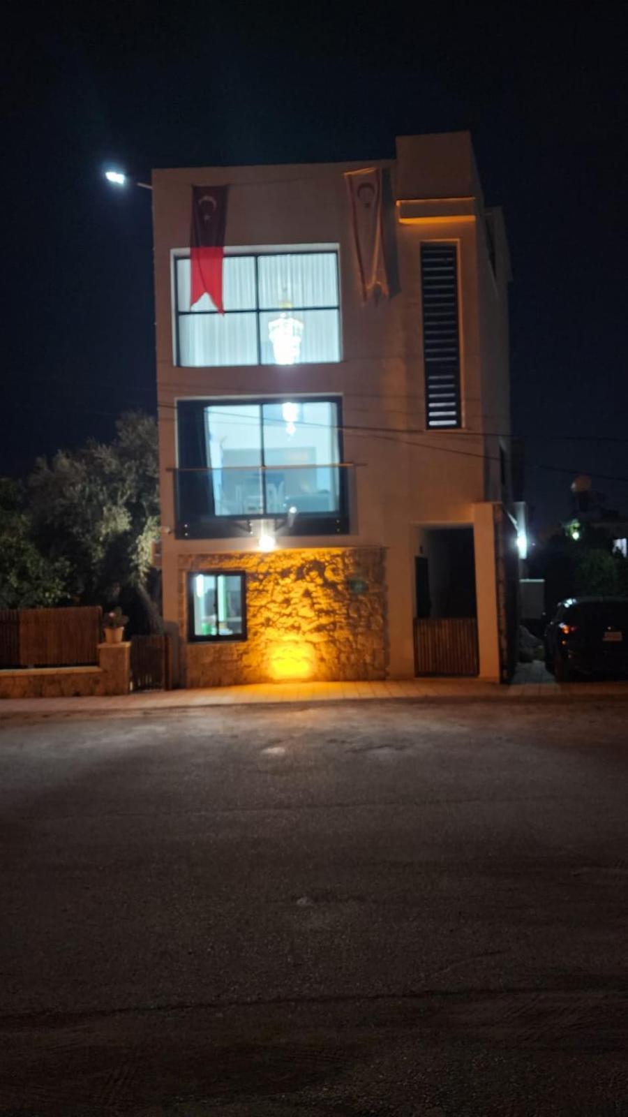 Kirkor Apartment