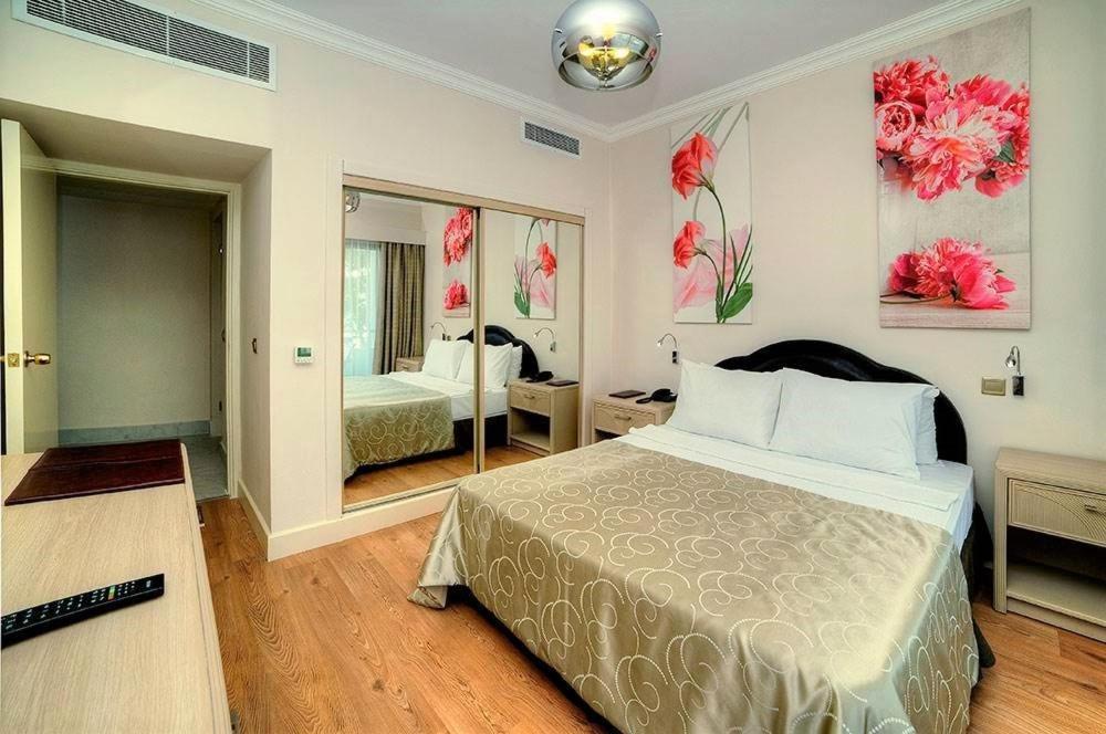 Jasmine Court & In Kyrenia Hotel