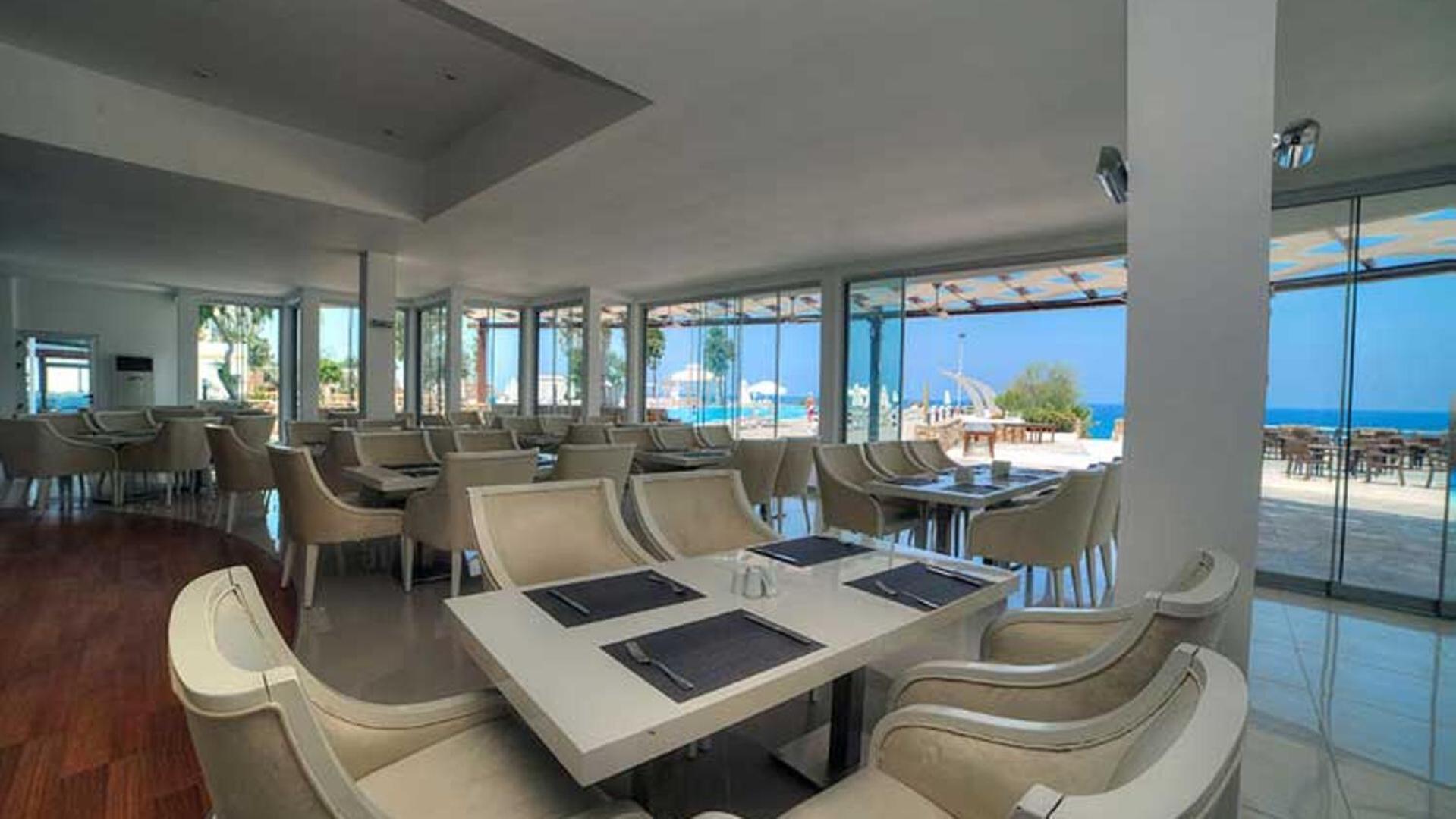 Jasmine Court & In Kyrenia Hotel
