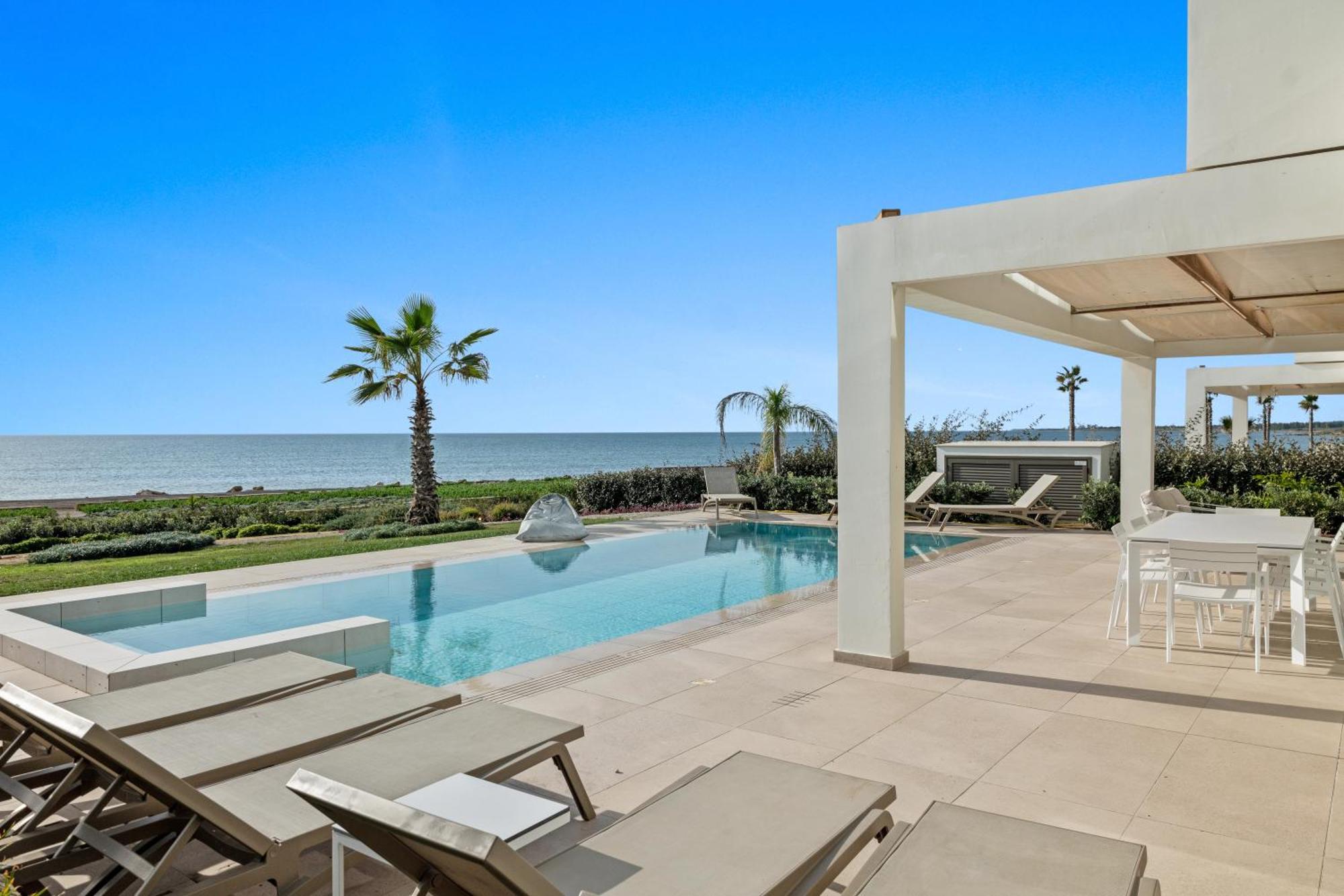 Serenity Waves 2 * Larnaca