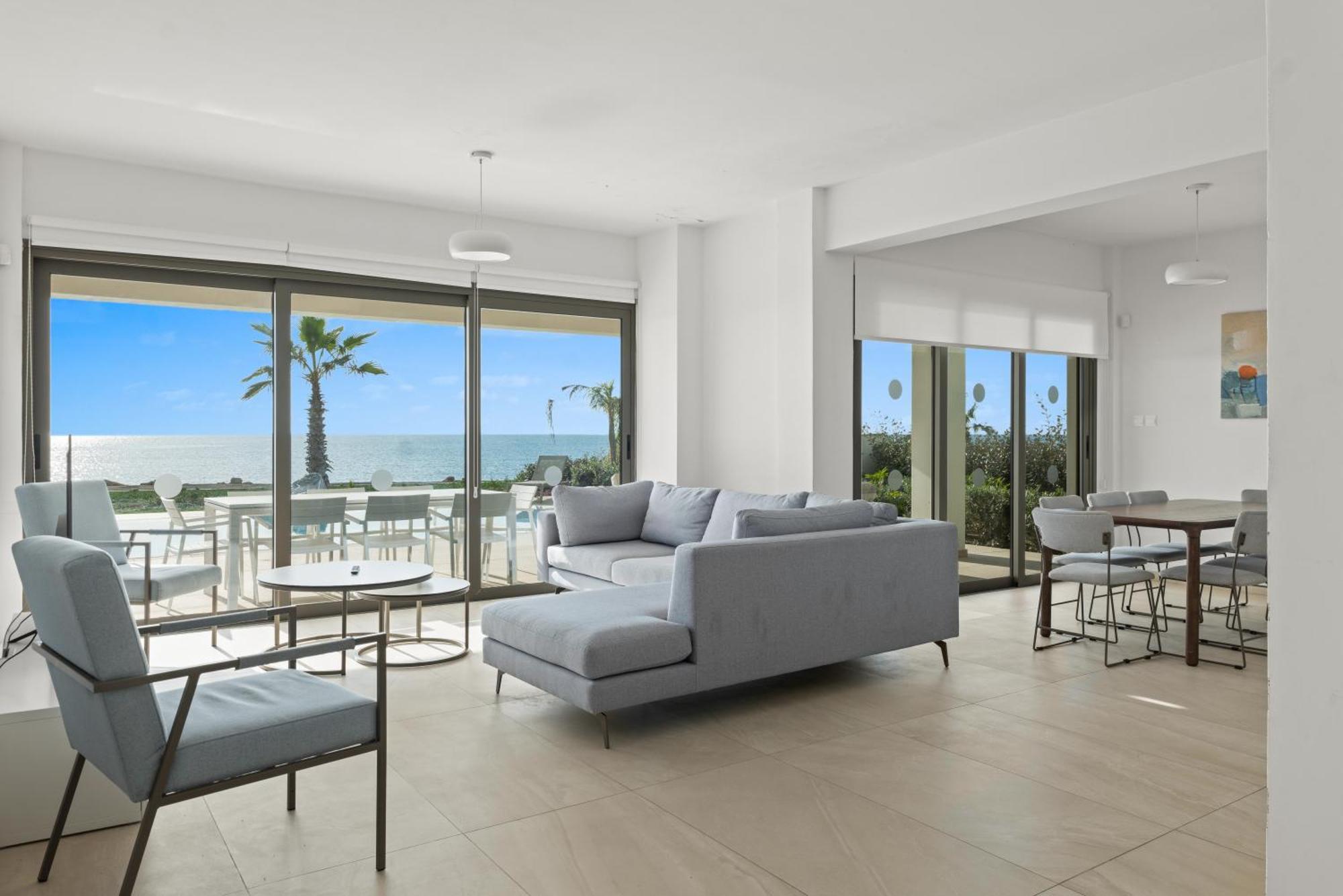 Villa Serenity Waves 2