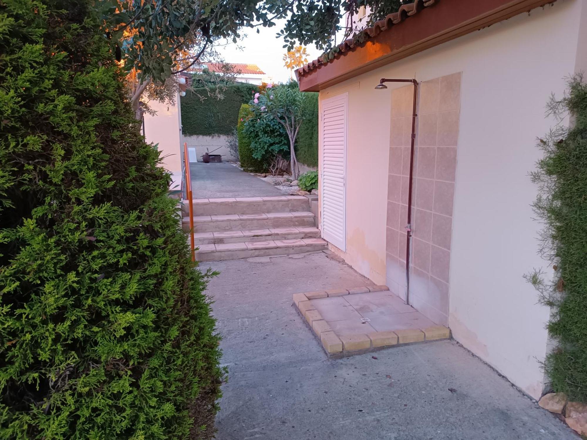 Kapsalia Villa