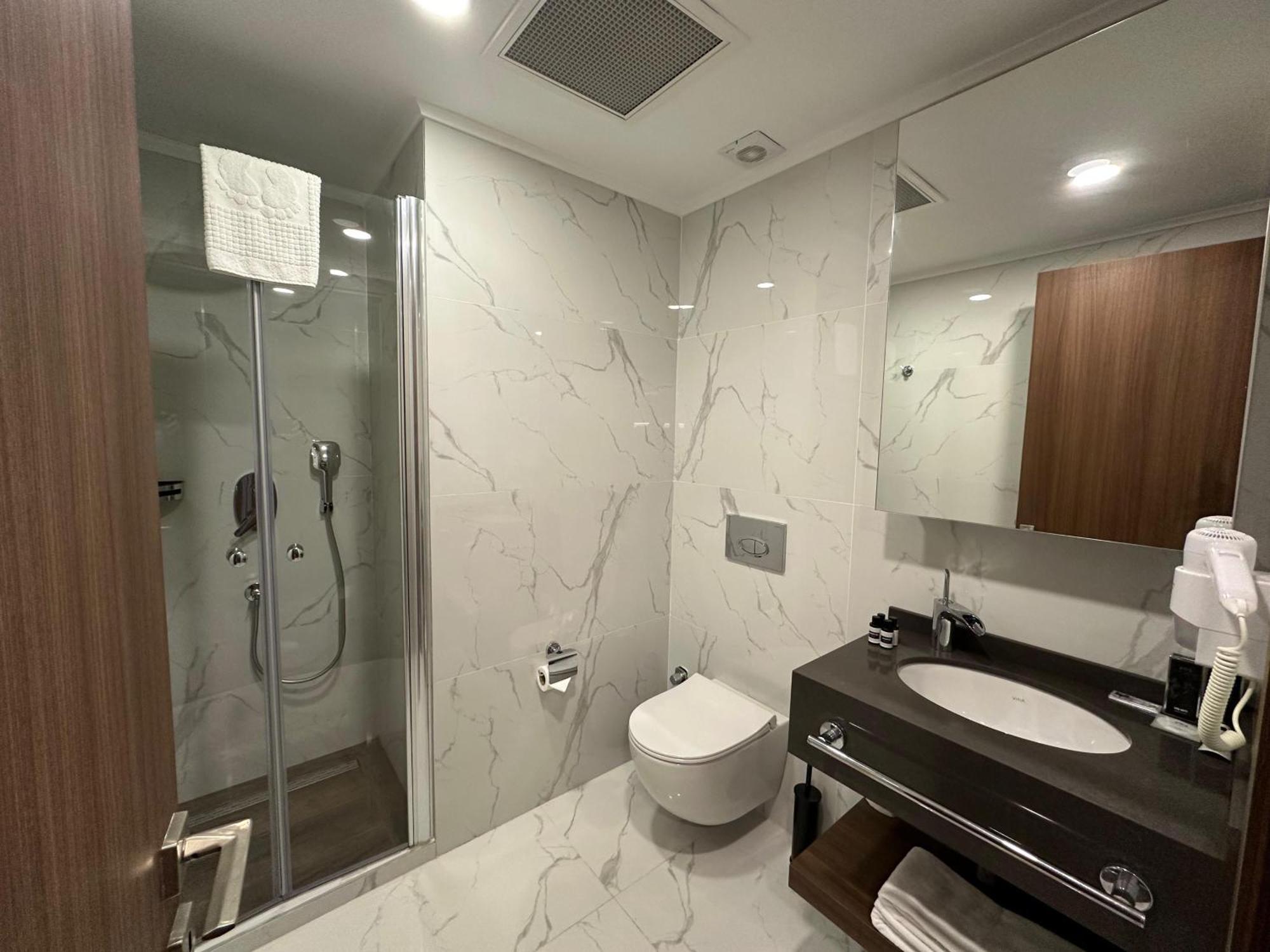 Grand Sapphire By Aircyp Apartment