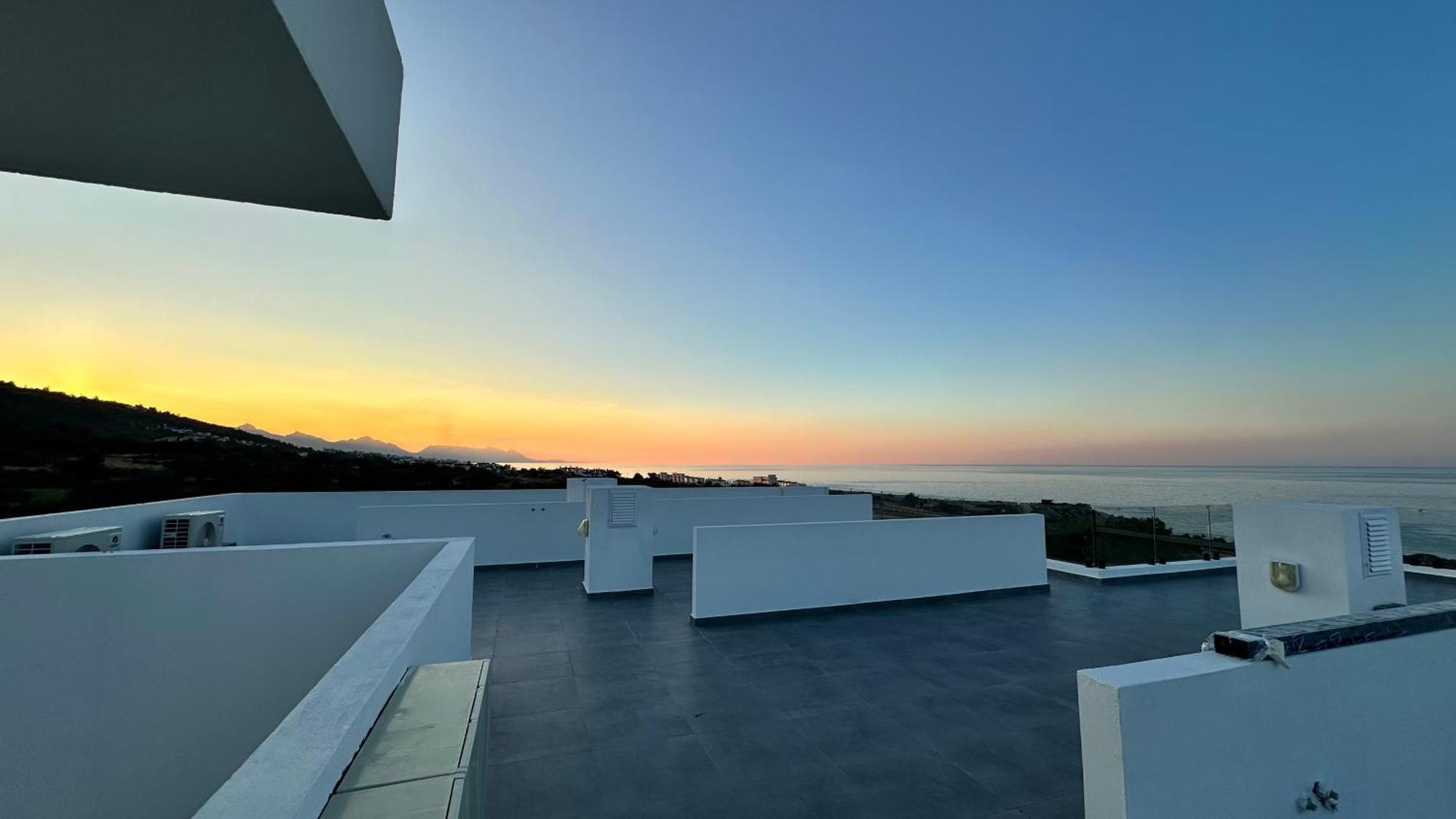 Siesta Beachfront Apartment