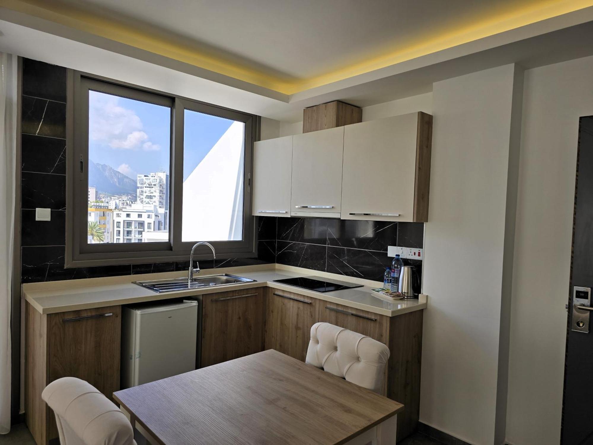 Nurel Shark Hotel