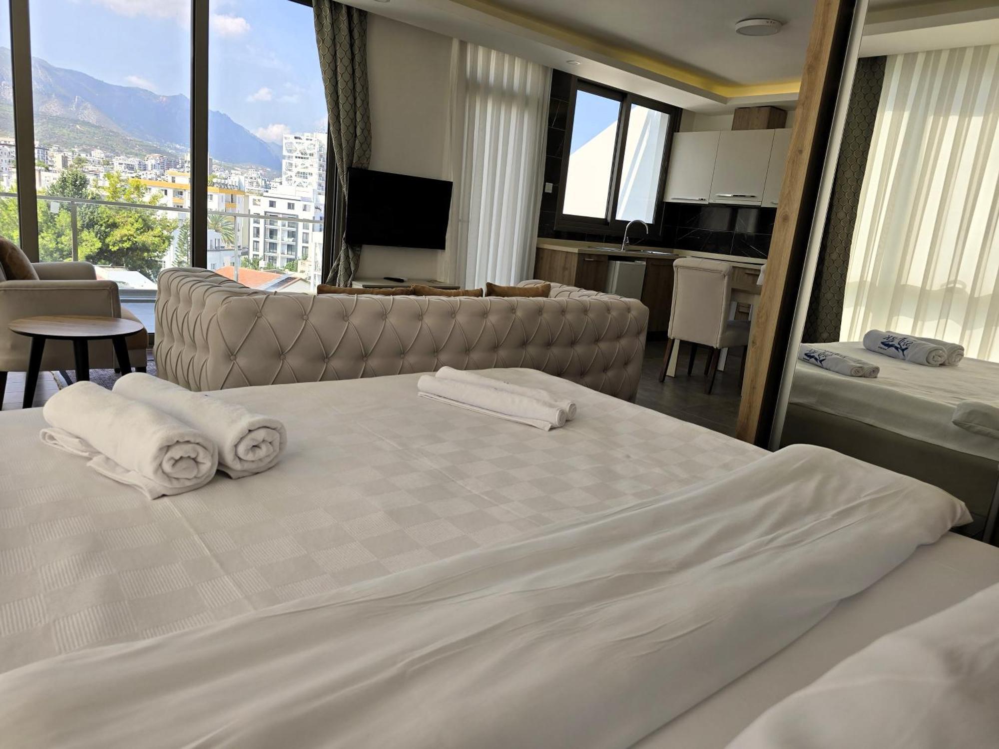 Nurel Shark Hotel